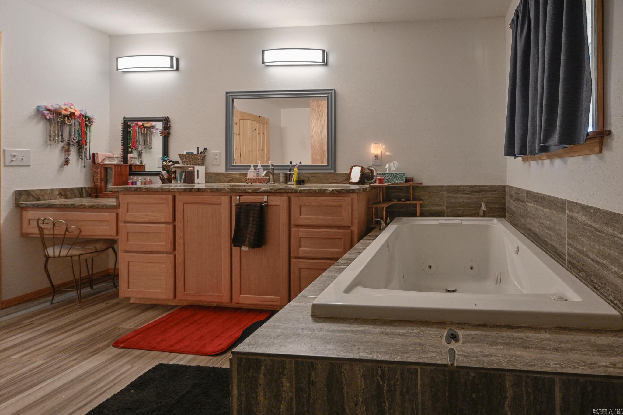6083 Highway 71 S Property Photo 21