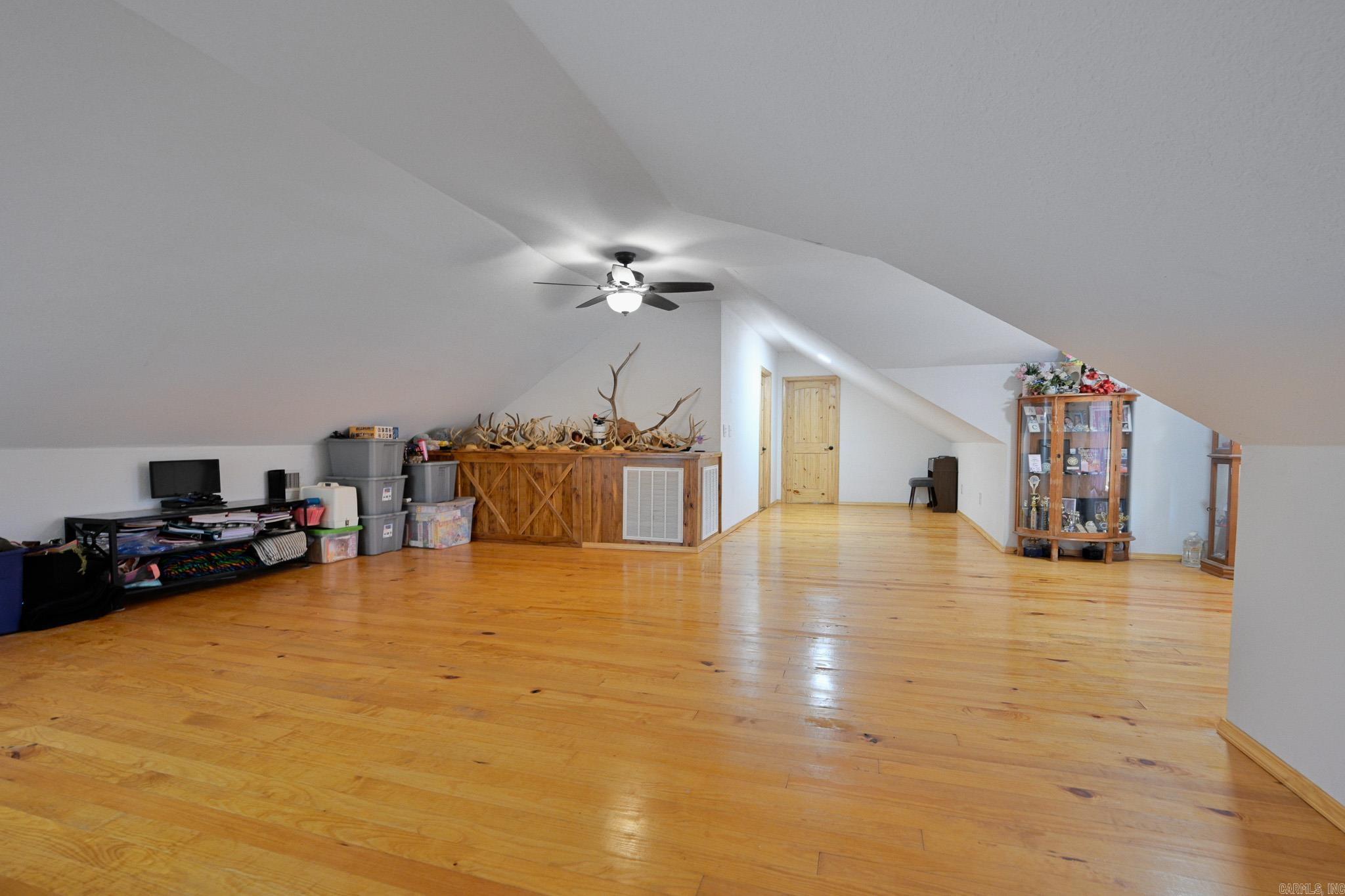 6083 Highway 71 S Property Photo 27