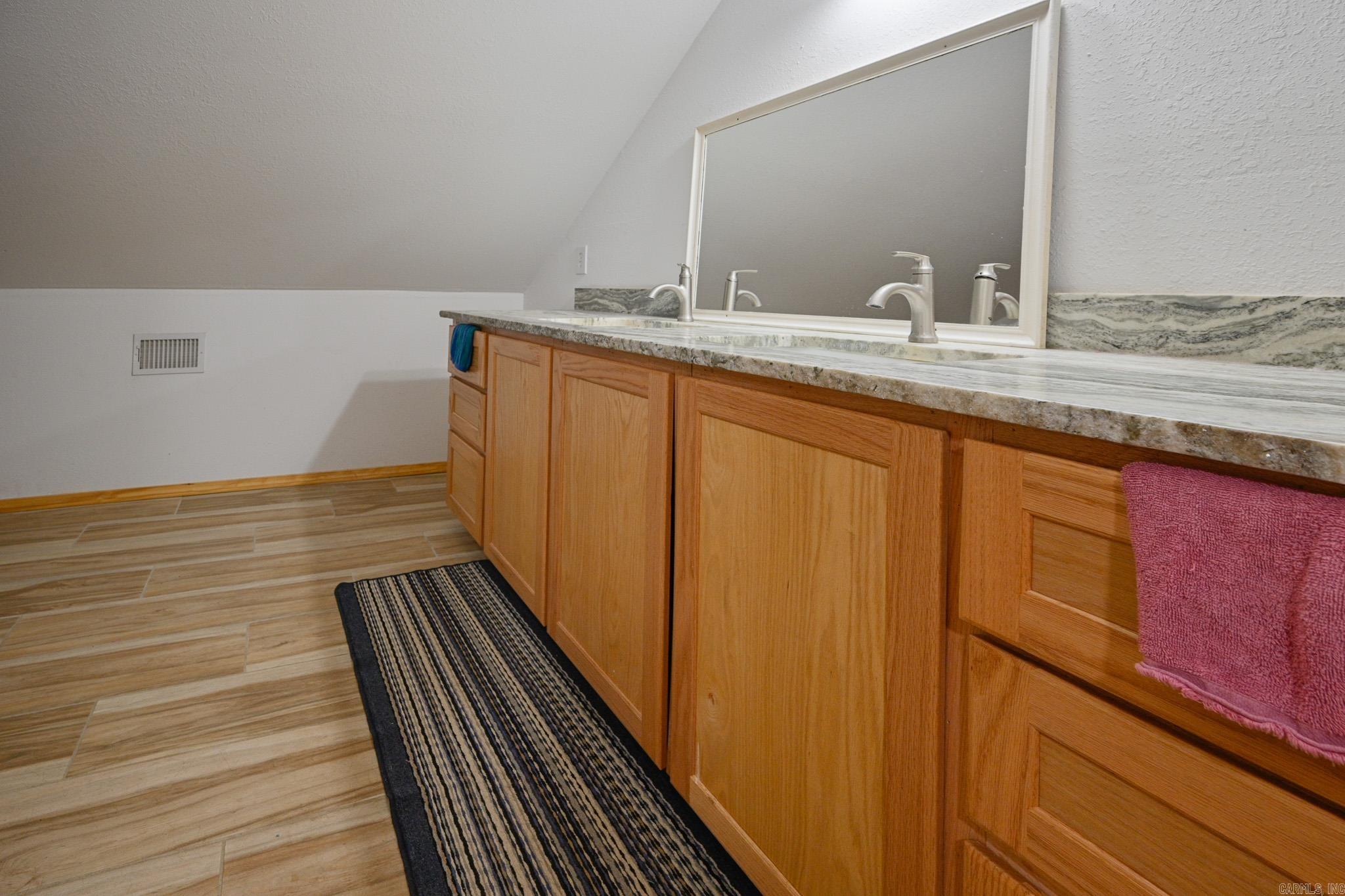 6083 Highway 71 S Property Photo 31