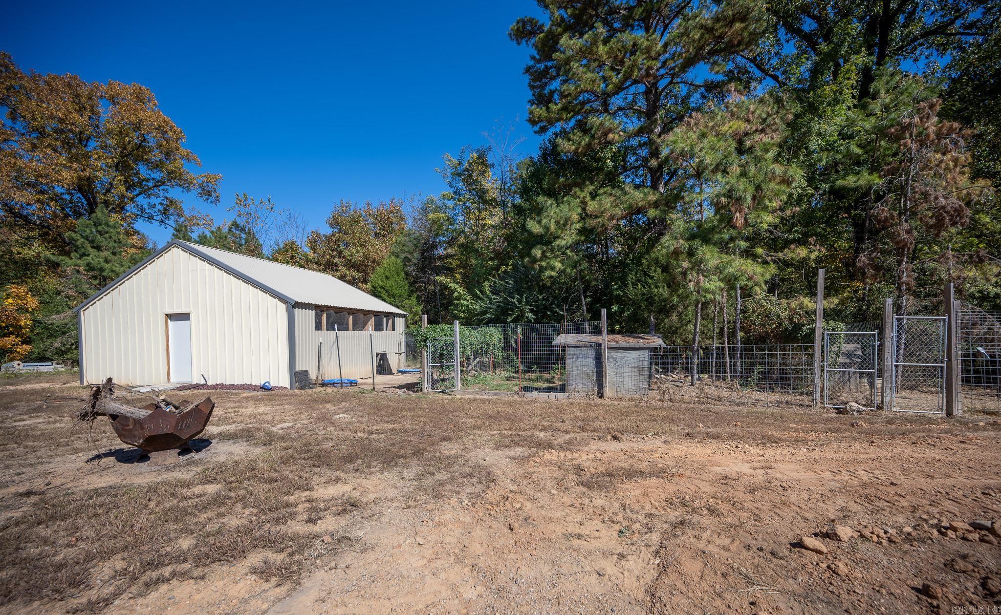 6083 Highway 71 S Property Photo 43