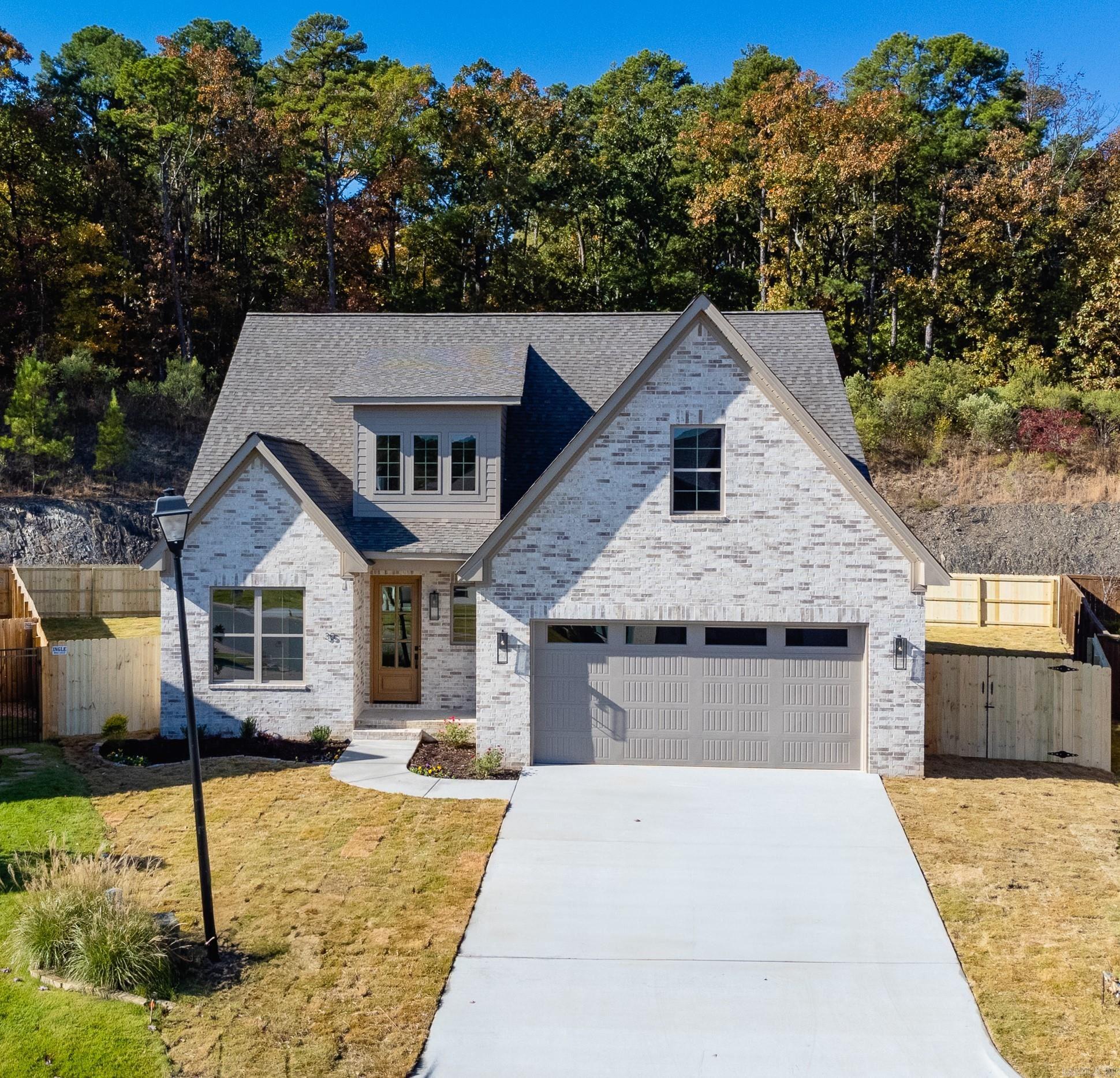 35 Belles Fleurs Circle Property Photo