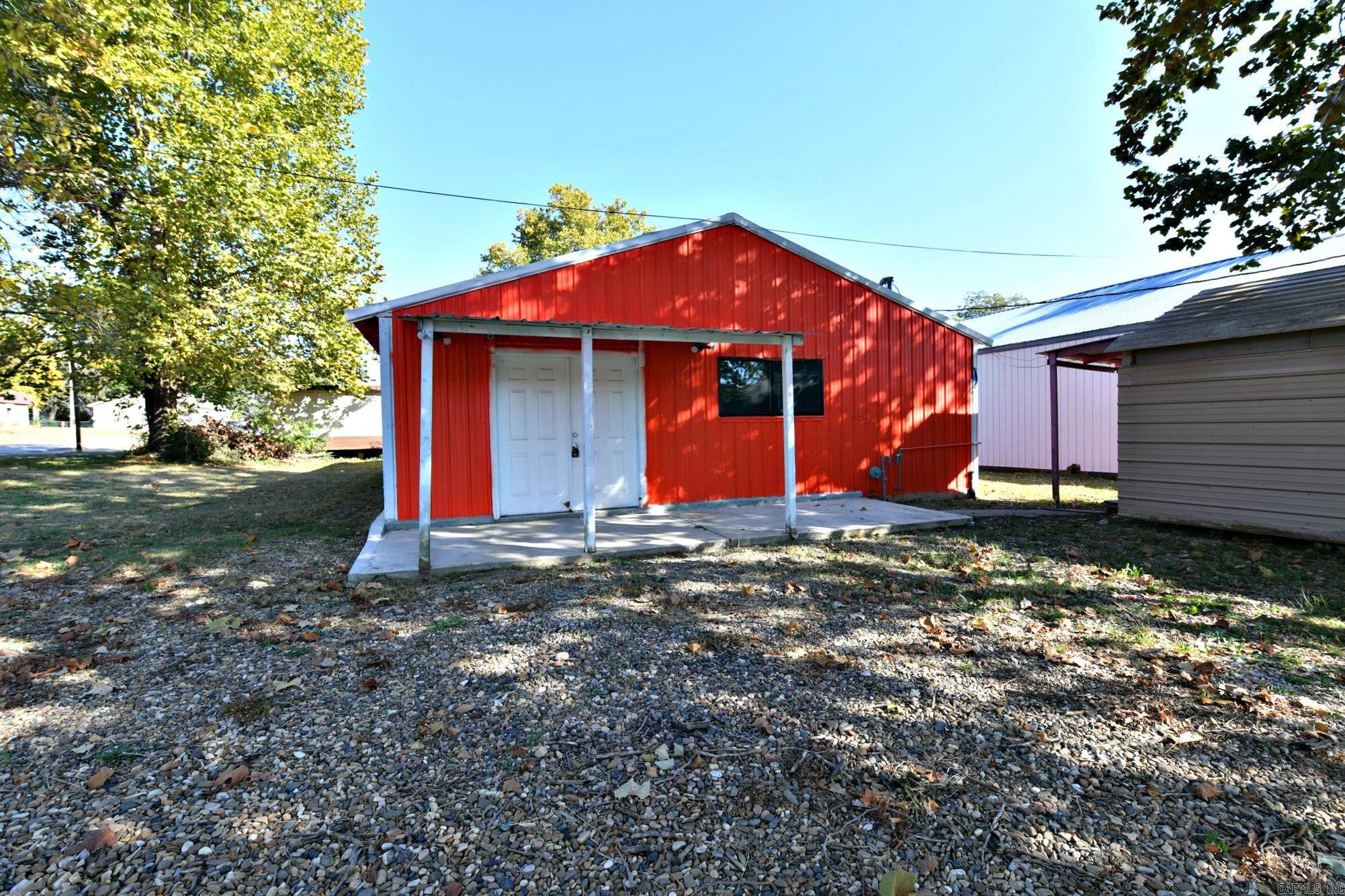 107 Main Street Property Photo 1