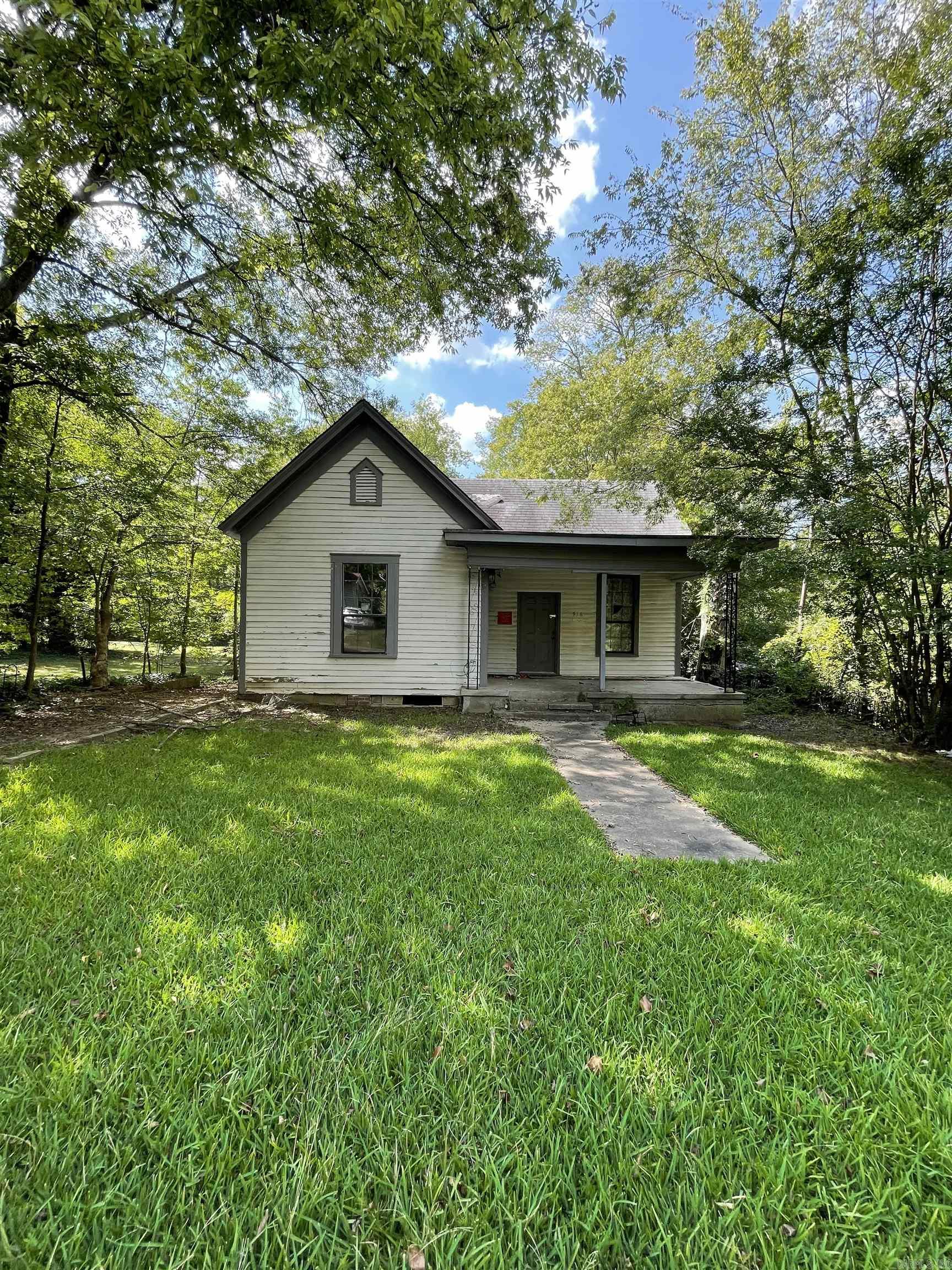 Capital Hill Real Estate Listings Main Image