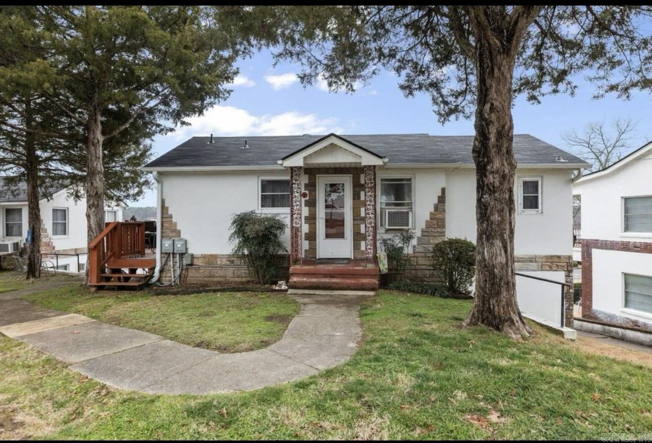 210 Aberina St Property Photo