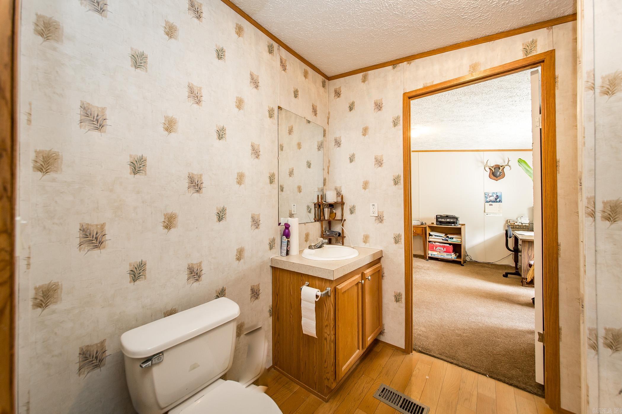 201 Armstrong Lane Property Photo 32