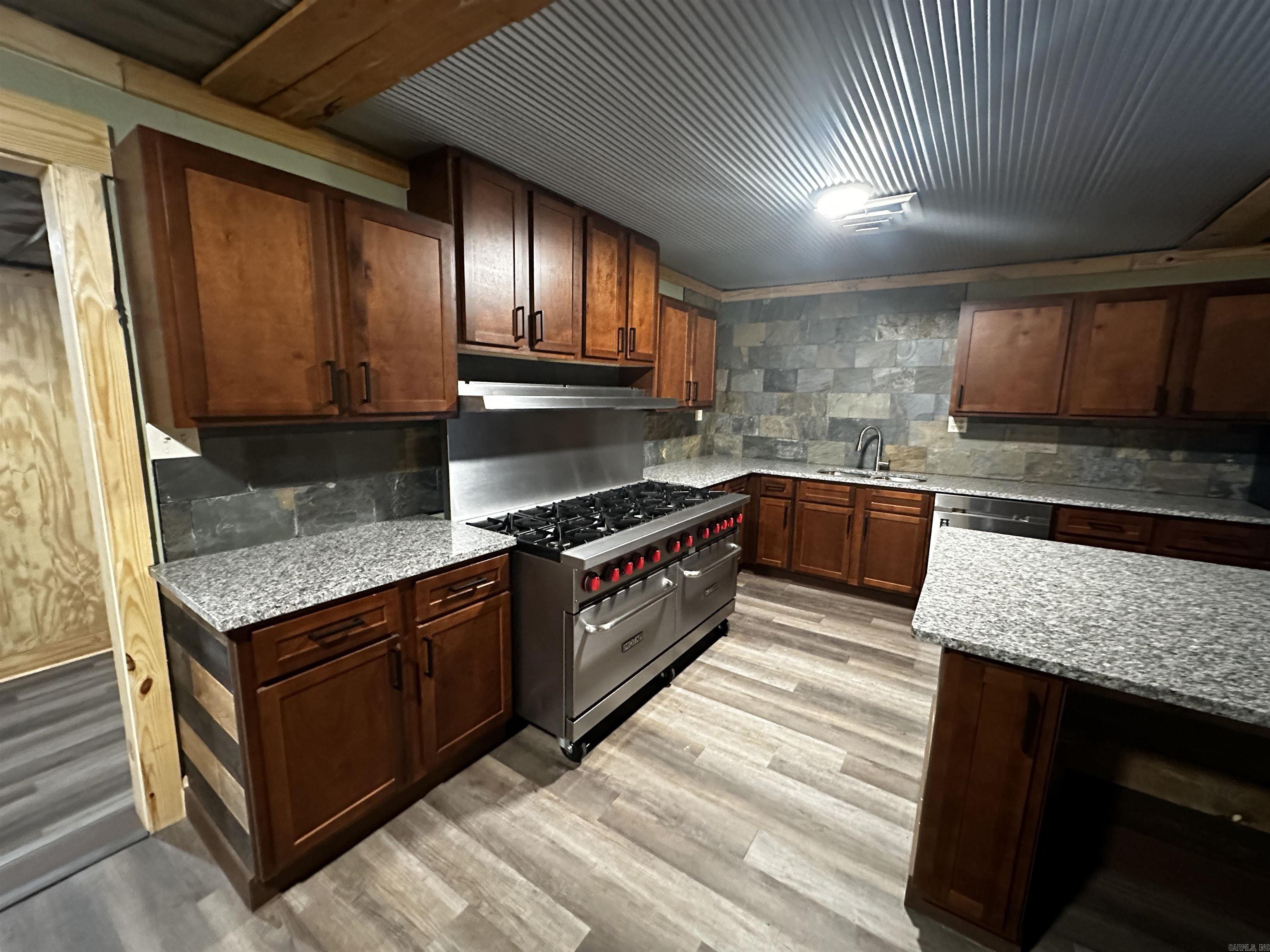 20 Cr 505 Property Photo 15
