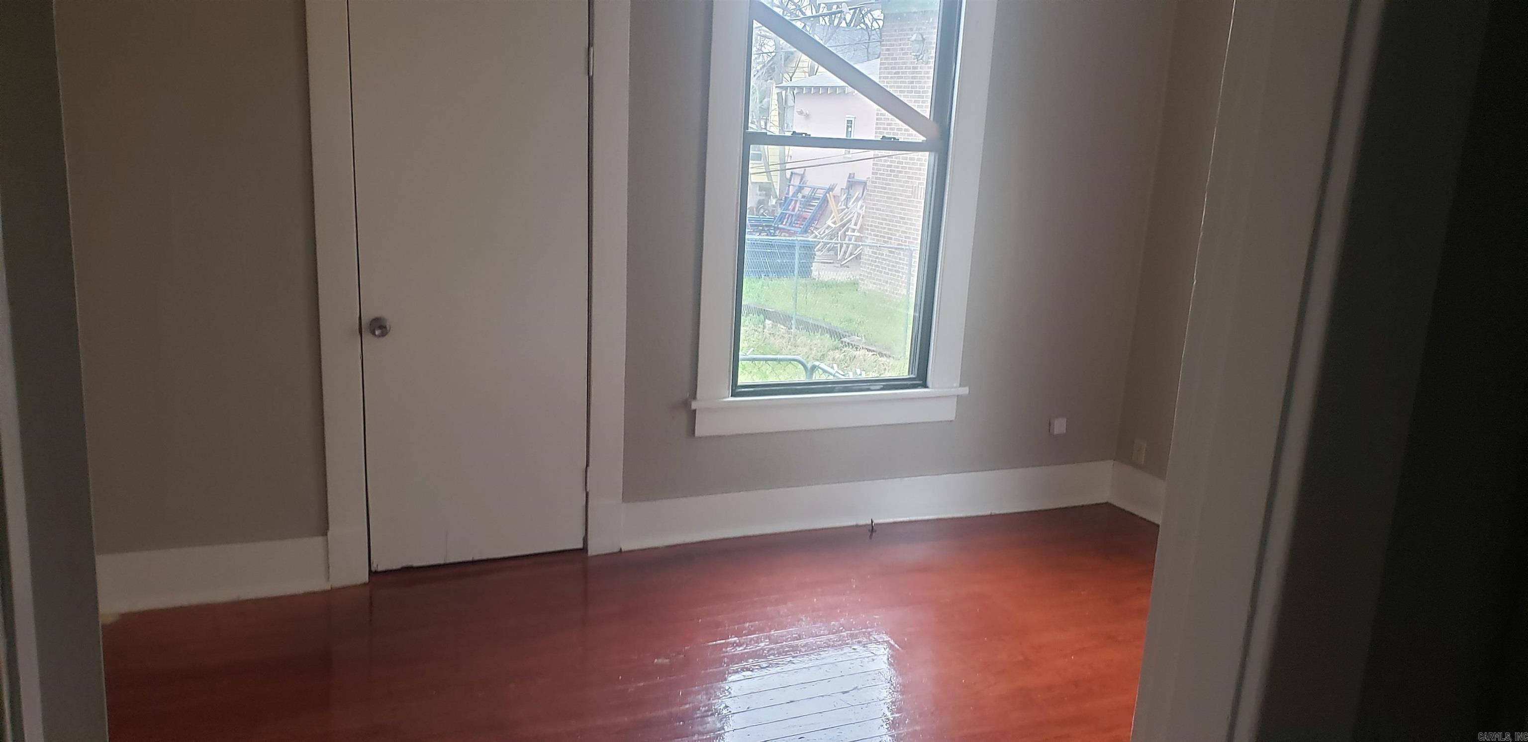 2922 Izard Property Photo 4