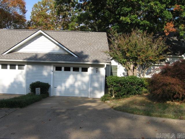Brentwood Townhouse Real Estate Listings Main Image