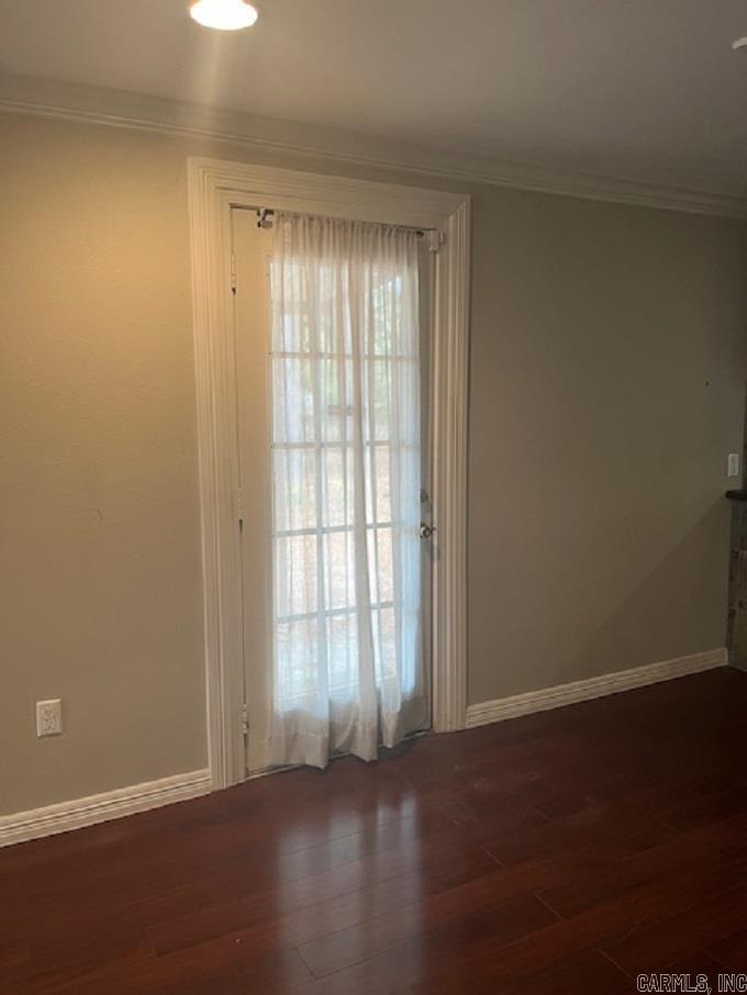1590 California Avenue Property Photo 9