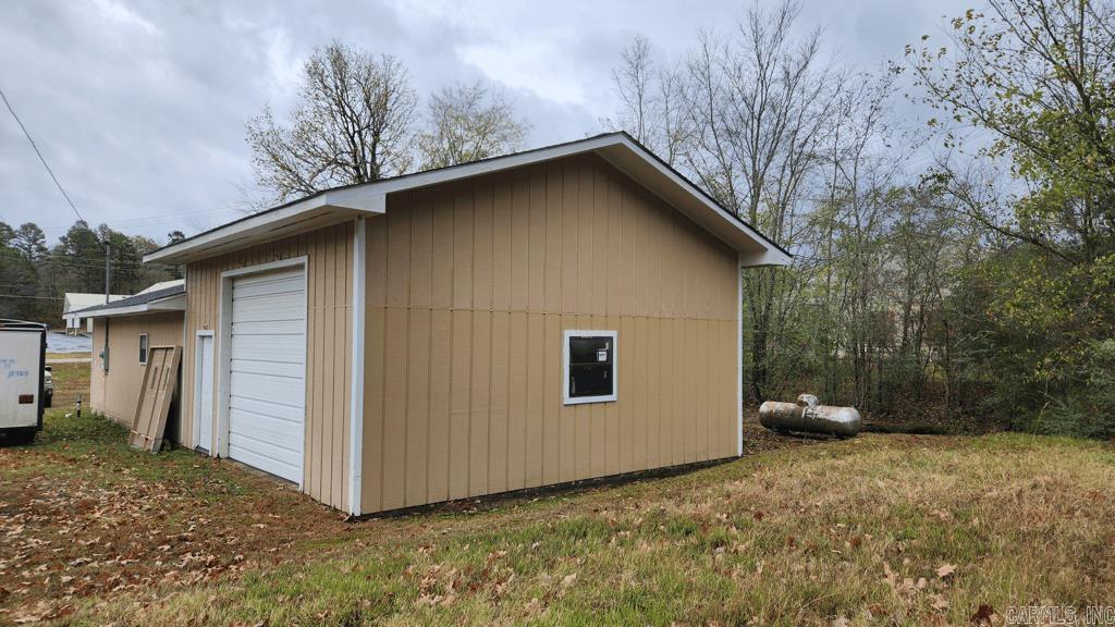 345 Bridge St Property Photo 5
