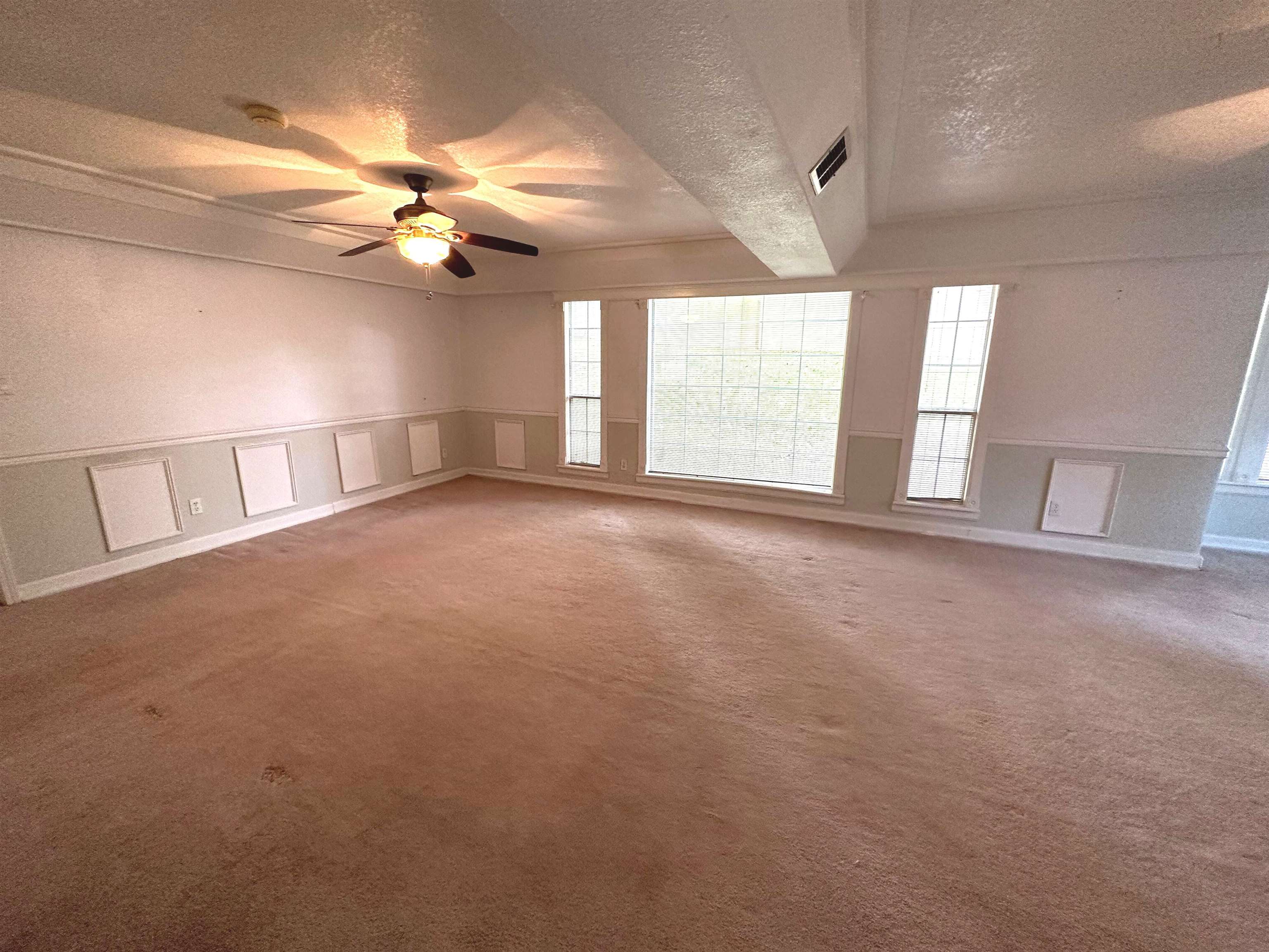 1906 Carolyn Drive Property Photo 14