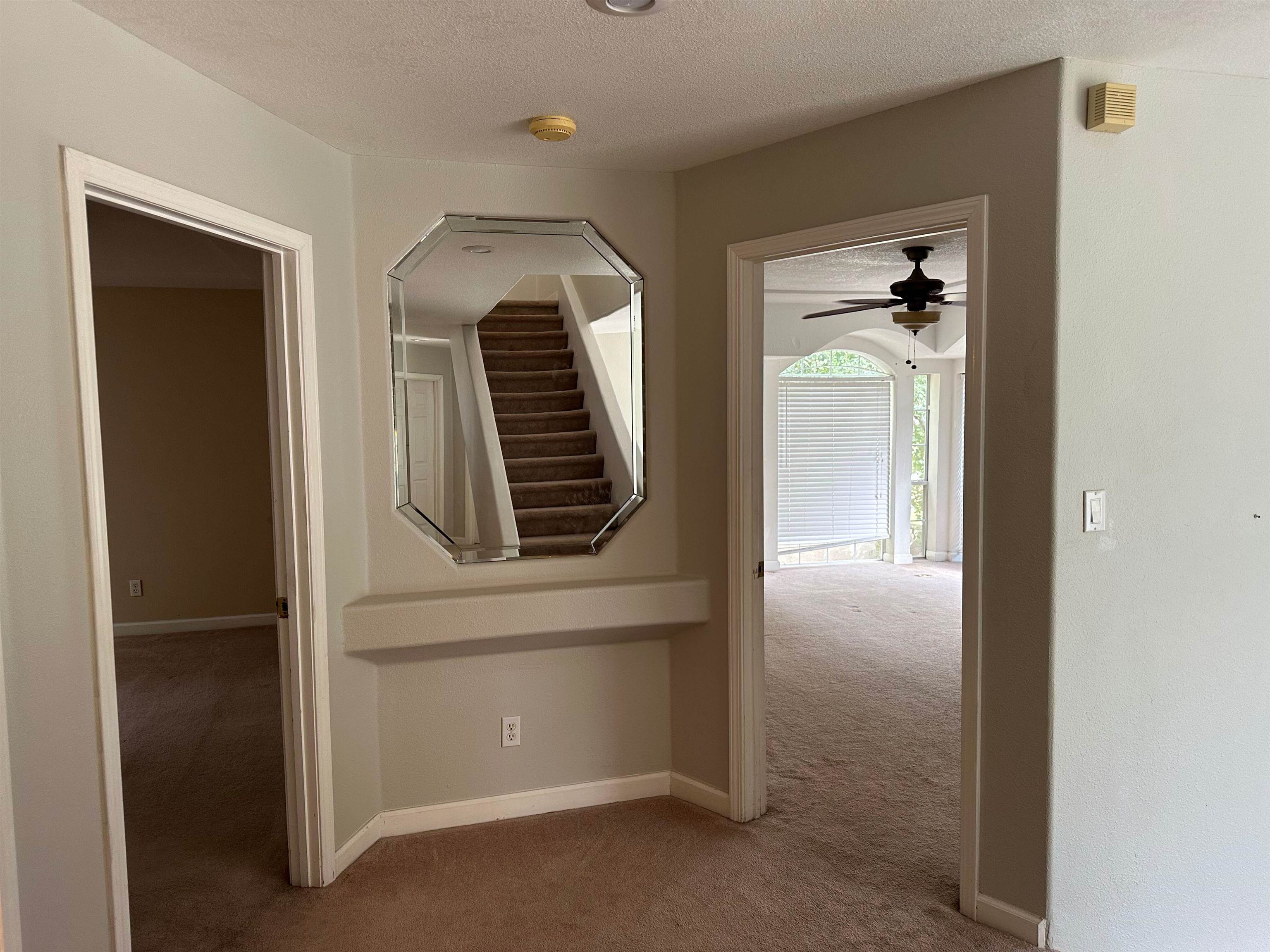 1906 Carolyn Drive Property Photo 31