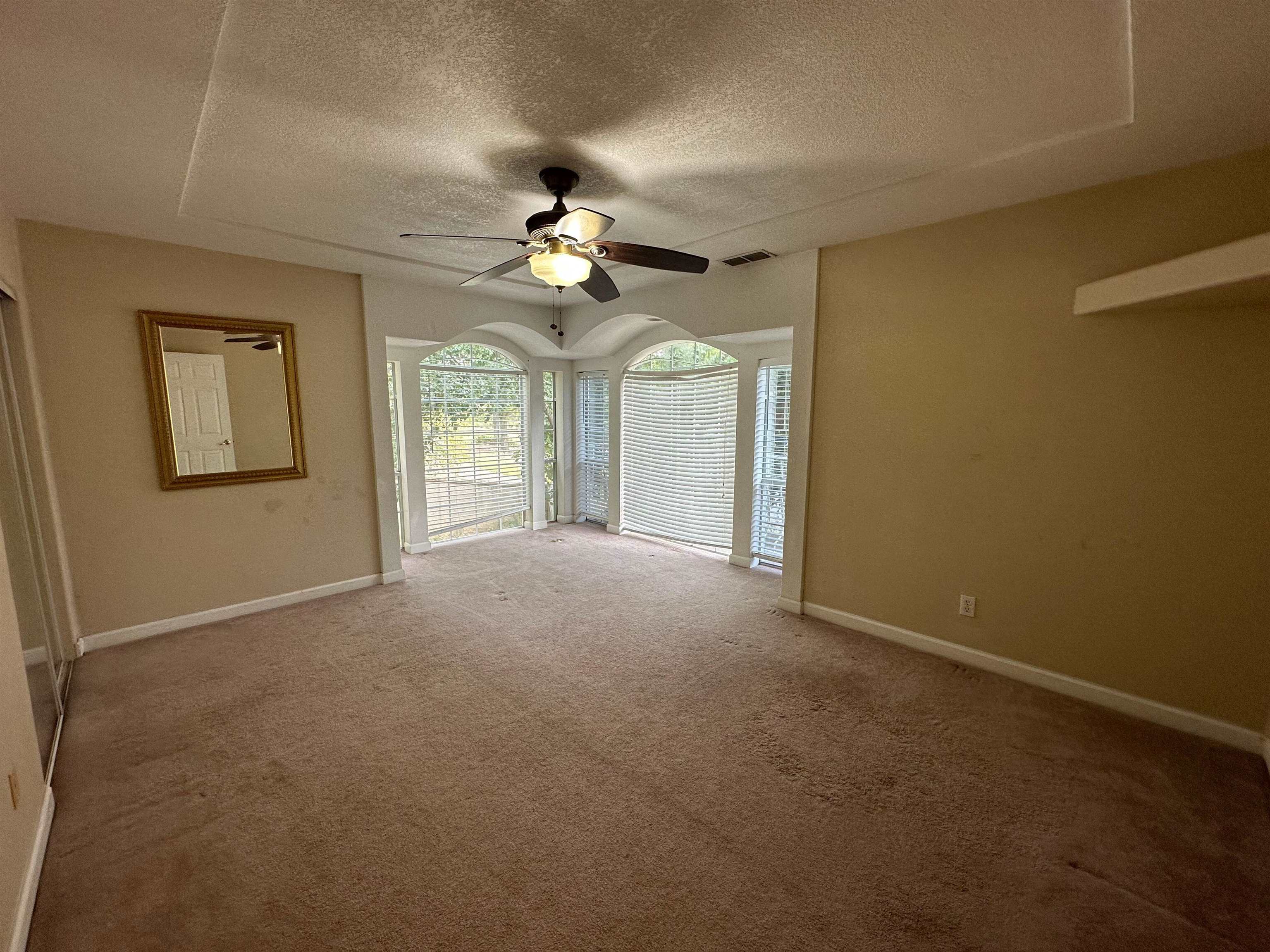 1906 Carolyn Drive Property Photo 35