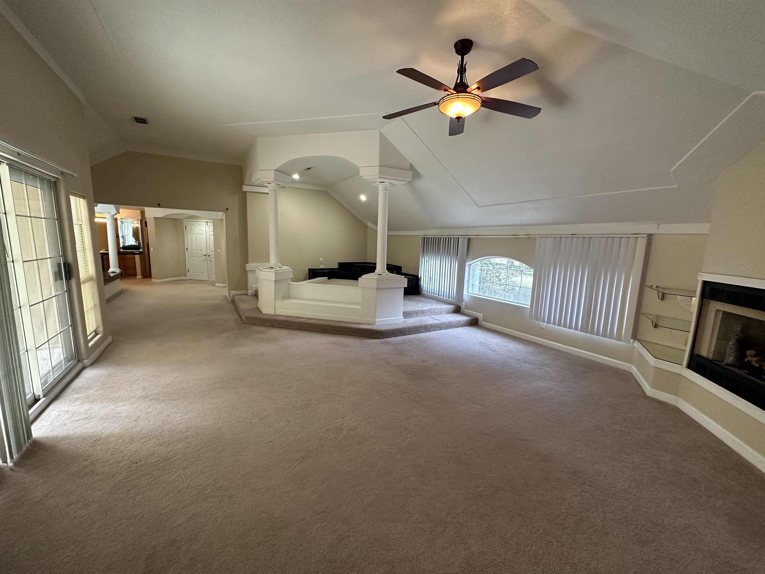 1906 Carolyn Drive Property Photo 45