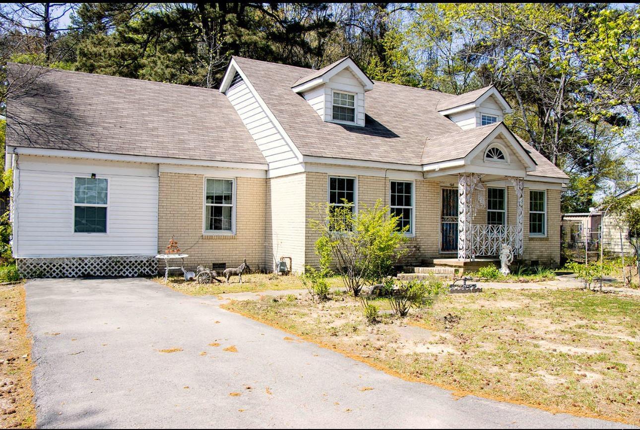 7818 Dollarway Road Property Photo 2