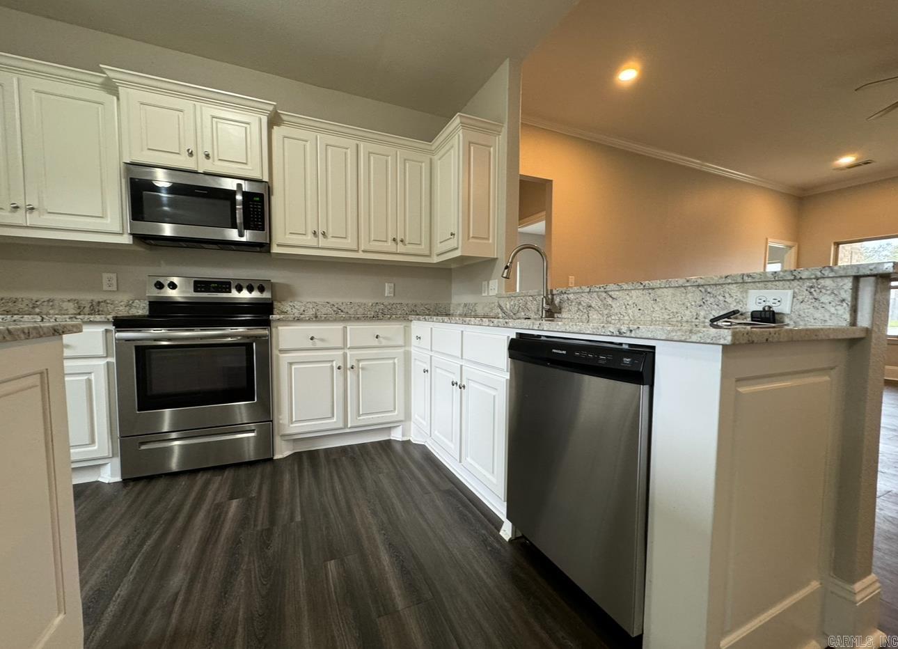 11911 Springtree Drive Property Photo 8