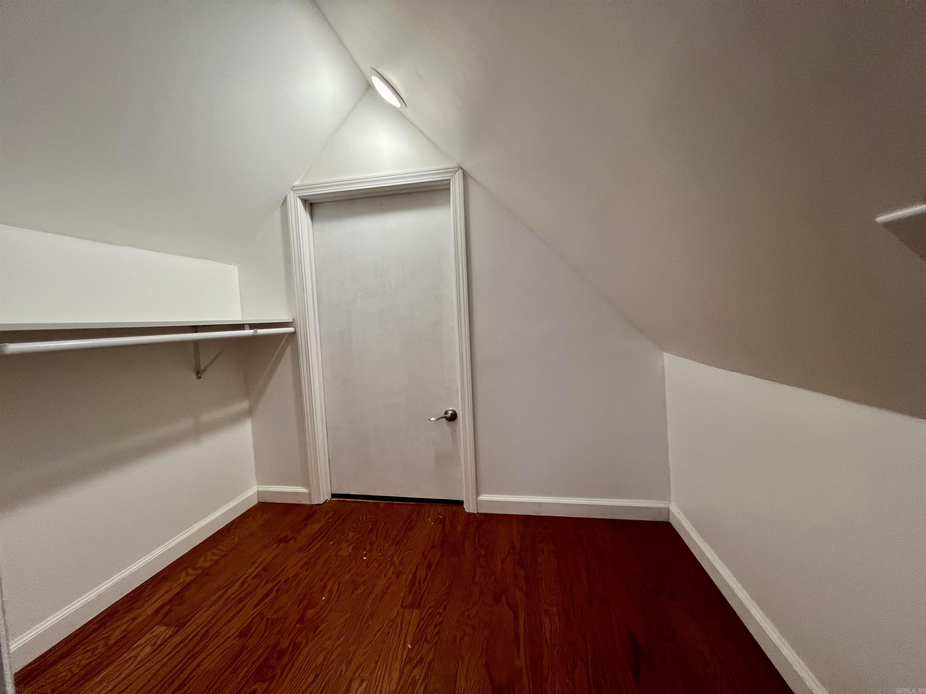 500 W Court Property Photo 38