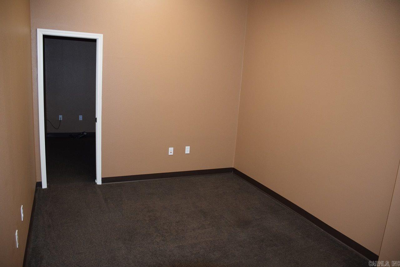703-717 W Beebe Capps Expressway Property Photo 13
