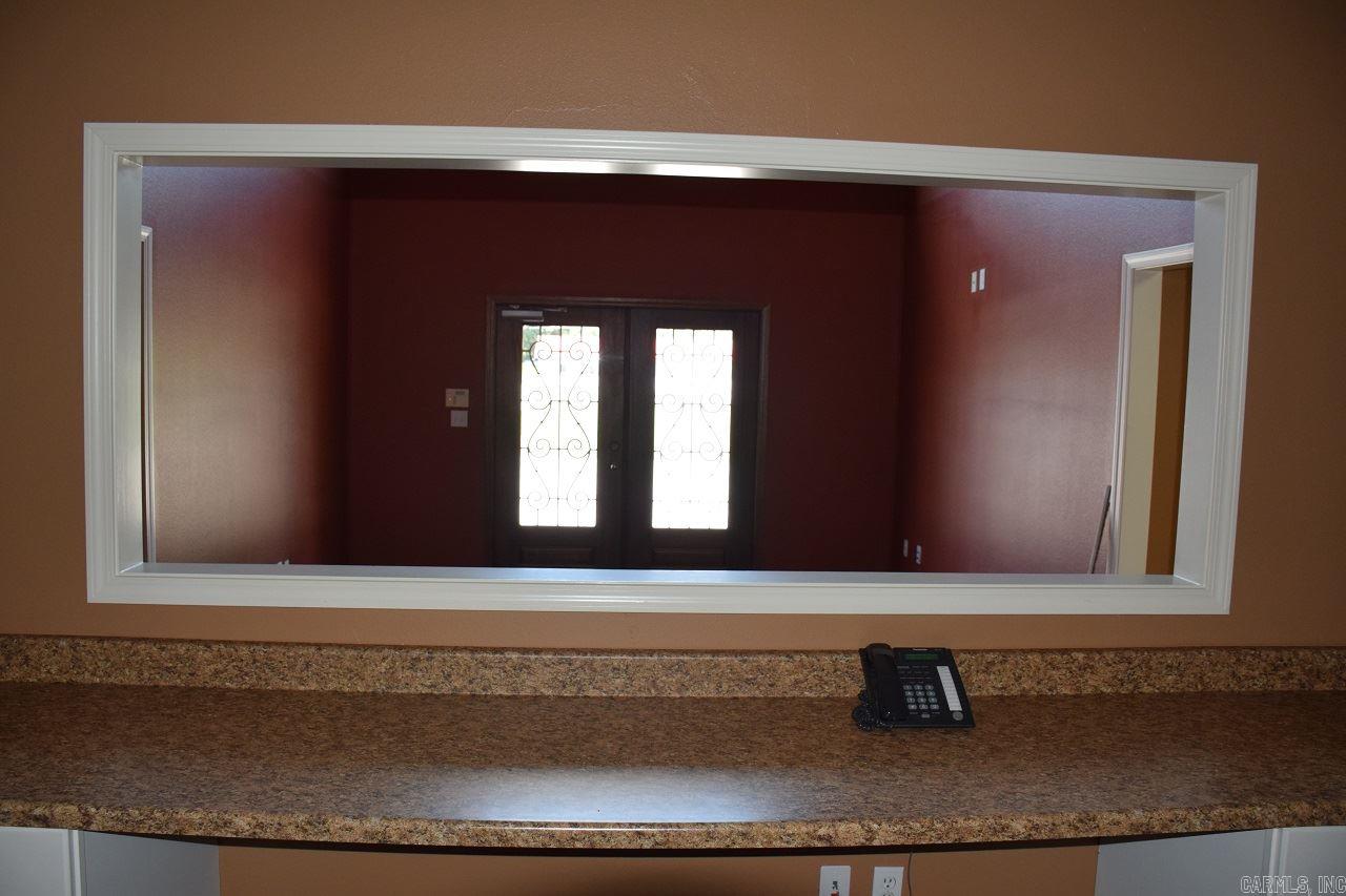 703-717 W Beebe Capps Expressway Property Photo 16