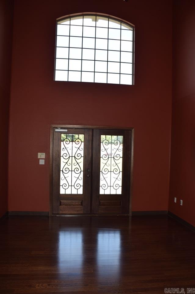 703-717 W Beebe Capps Expressway Property Photo 18
