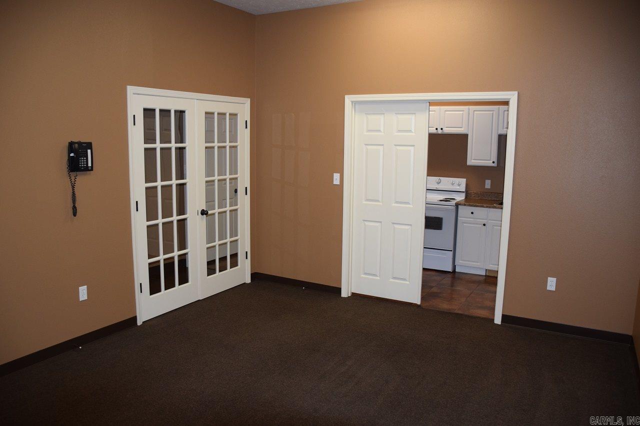 703-717 W Beebe Capps Expressway Property Photo 25