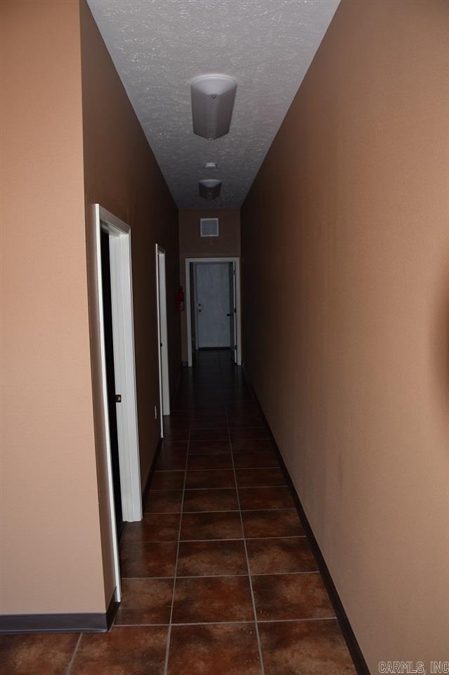 703-717 W Beebe Capps Expressway Property Photo 30