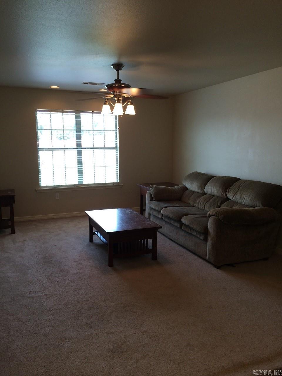 703-717 W Beebe Capps Expressway Property Photo 38