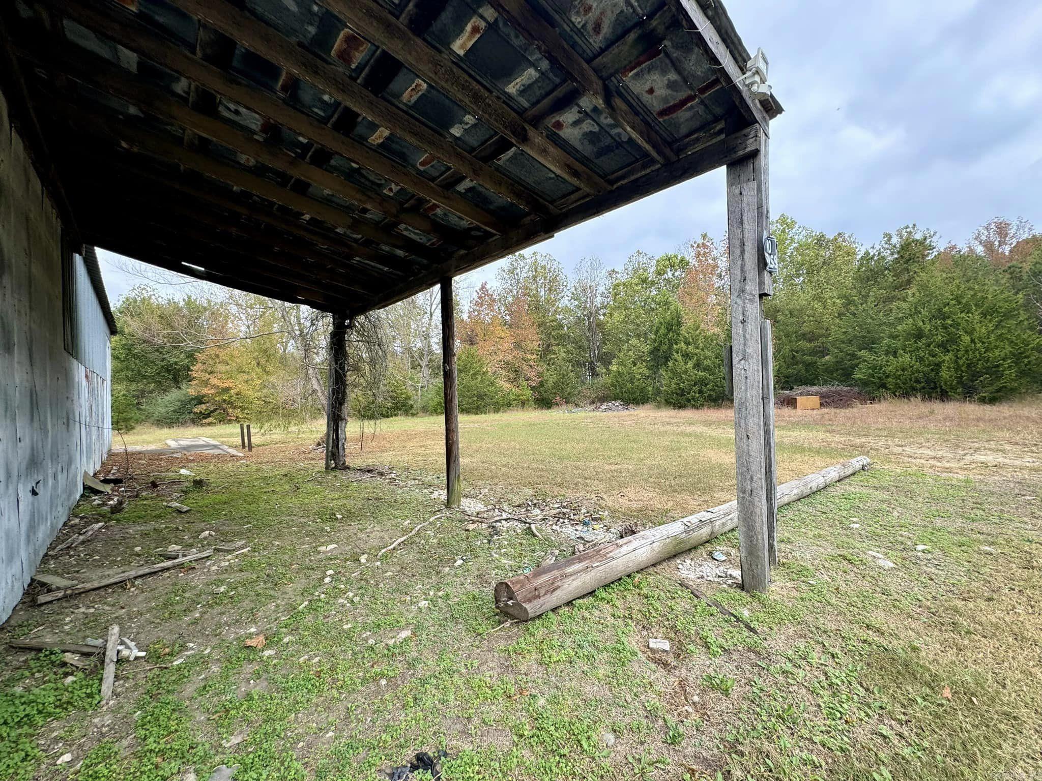 200 Floral Road Property Photo 24