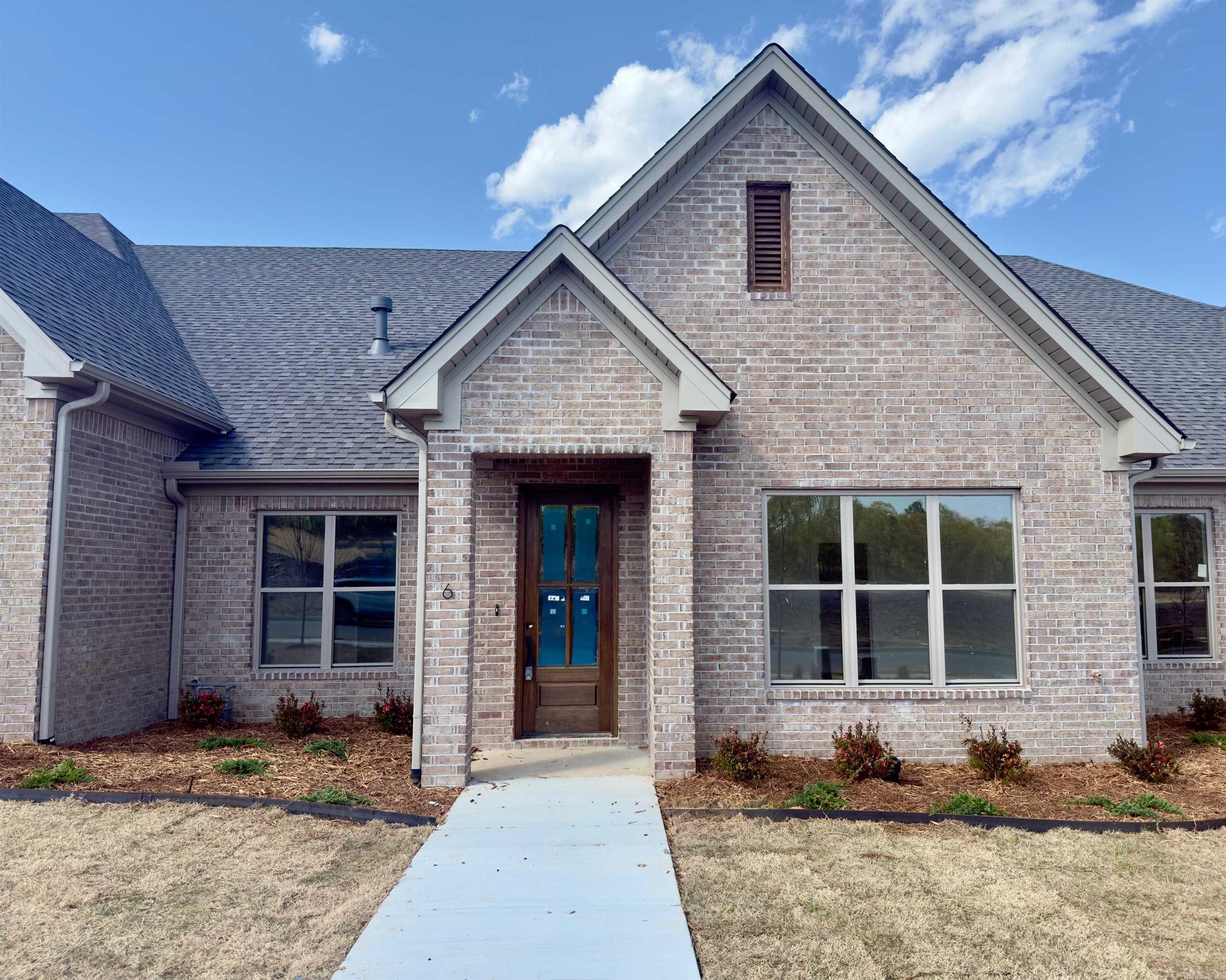 6 Driftwood Lane Property Photo