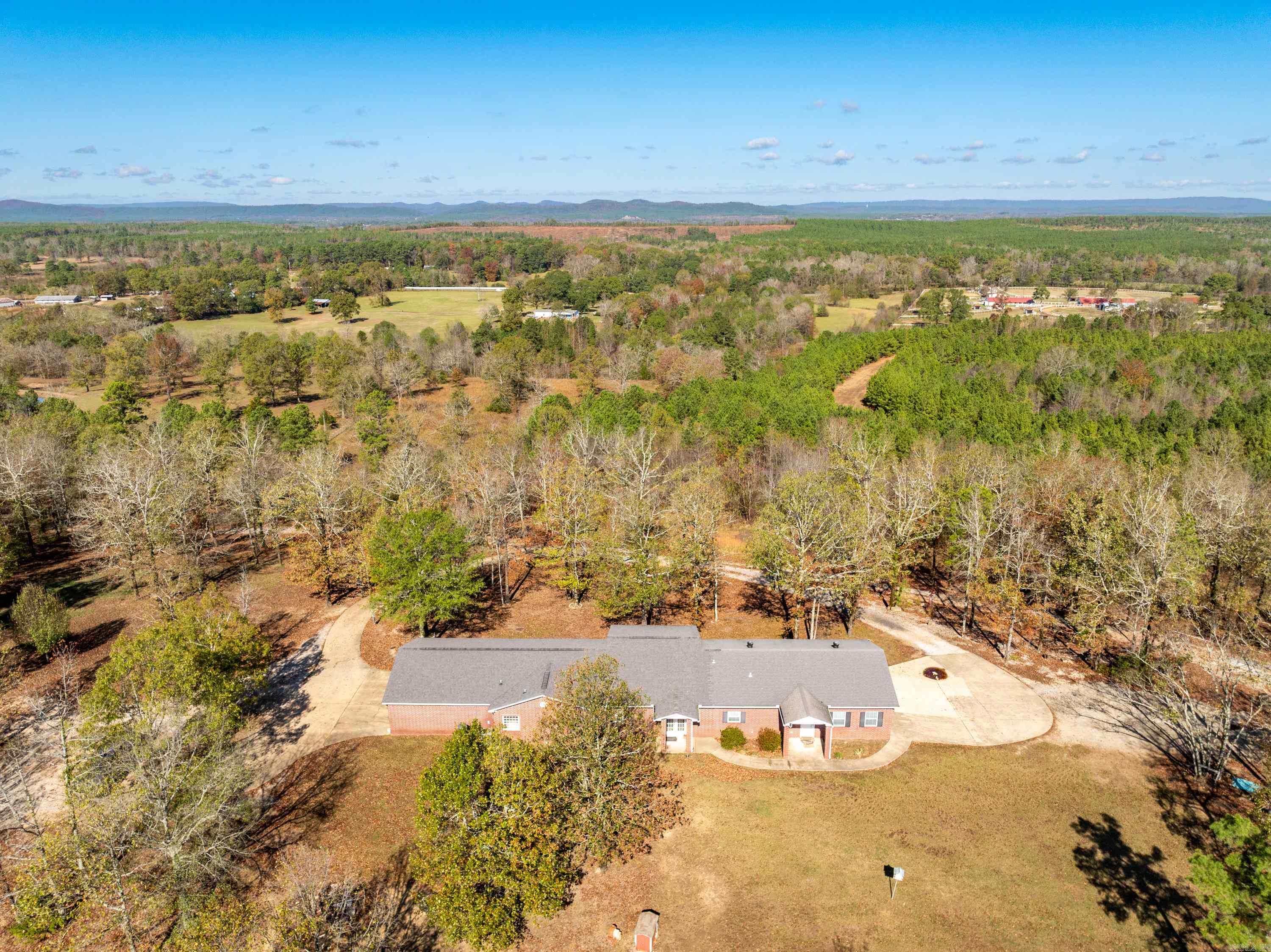 250 Peaceful Hills Lane Property Photo 3