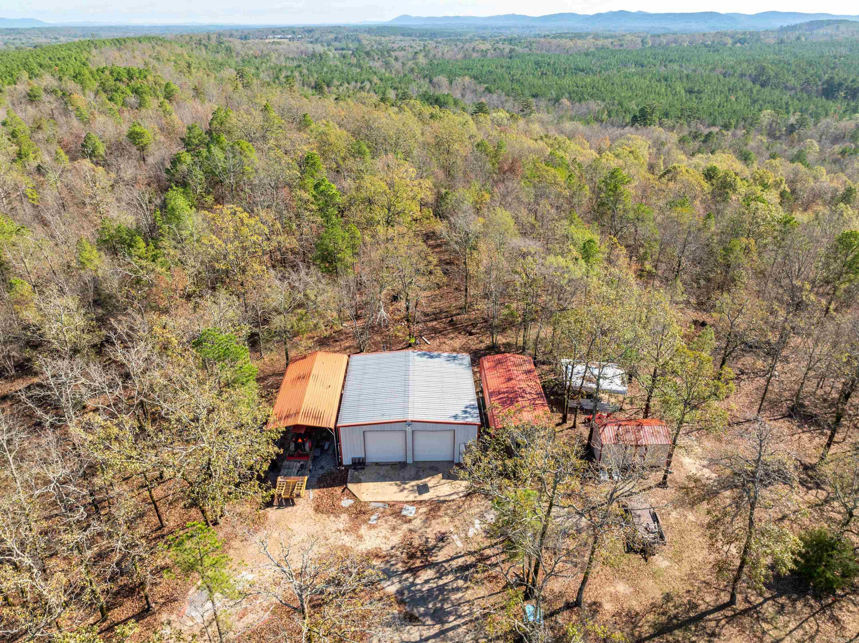 250 Peaceful Hills Lane Property Photo 5