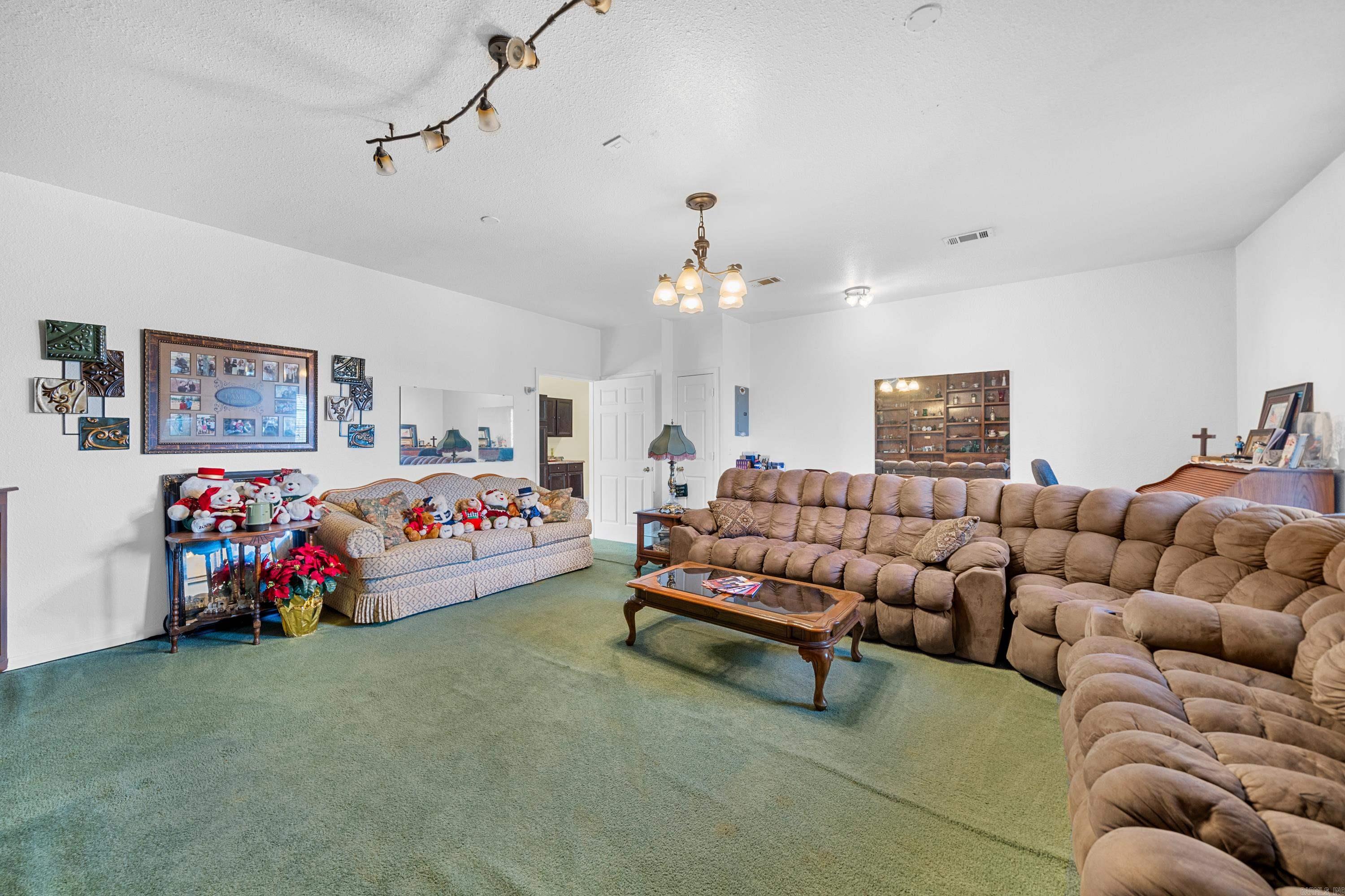 250 Peaceful Hills Lane Property Photo 36
