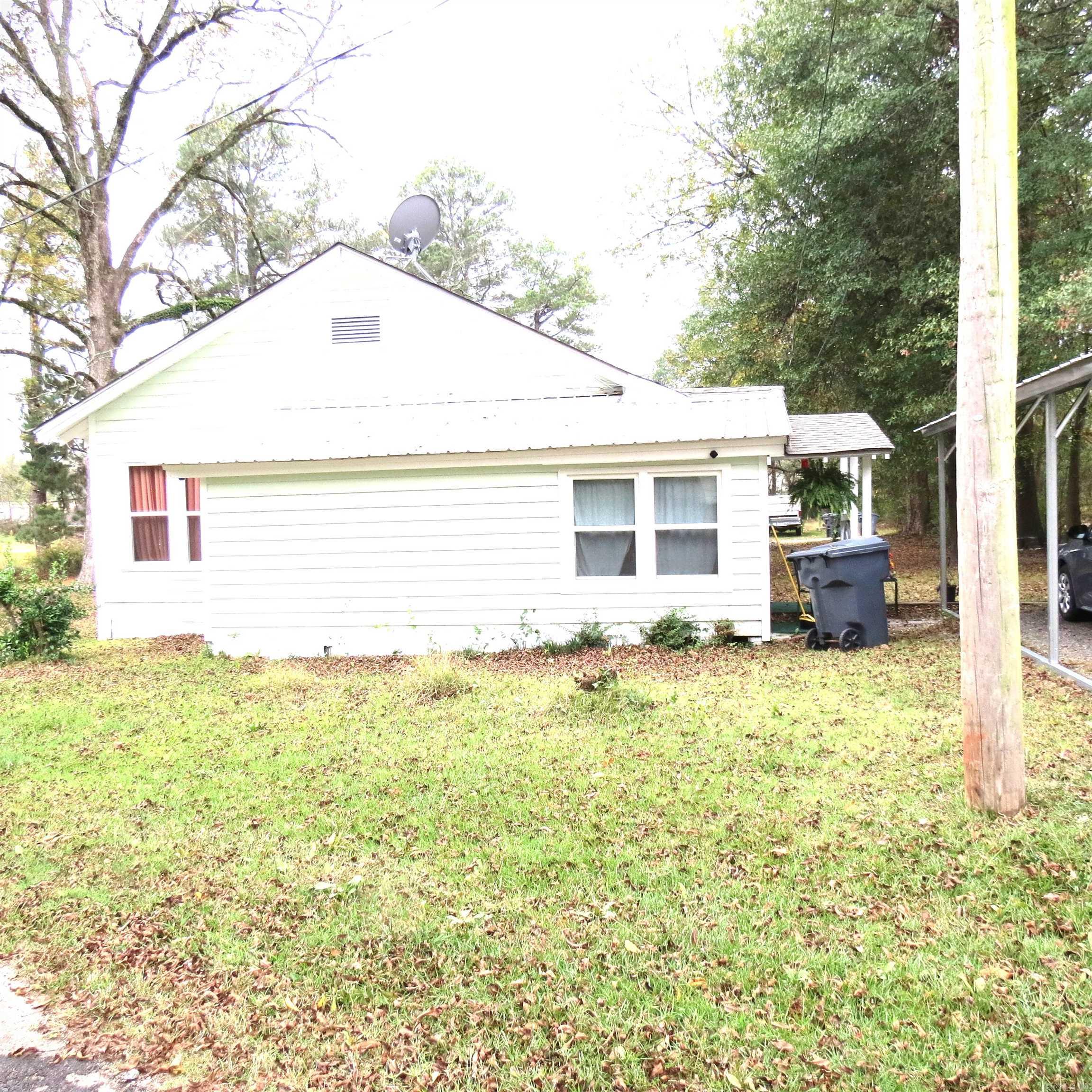 404 Jasmine Street Property Photo 6