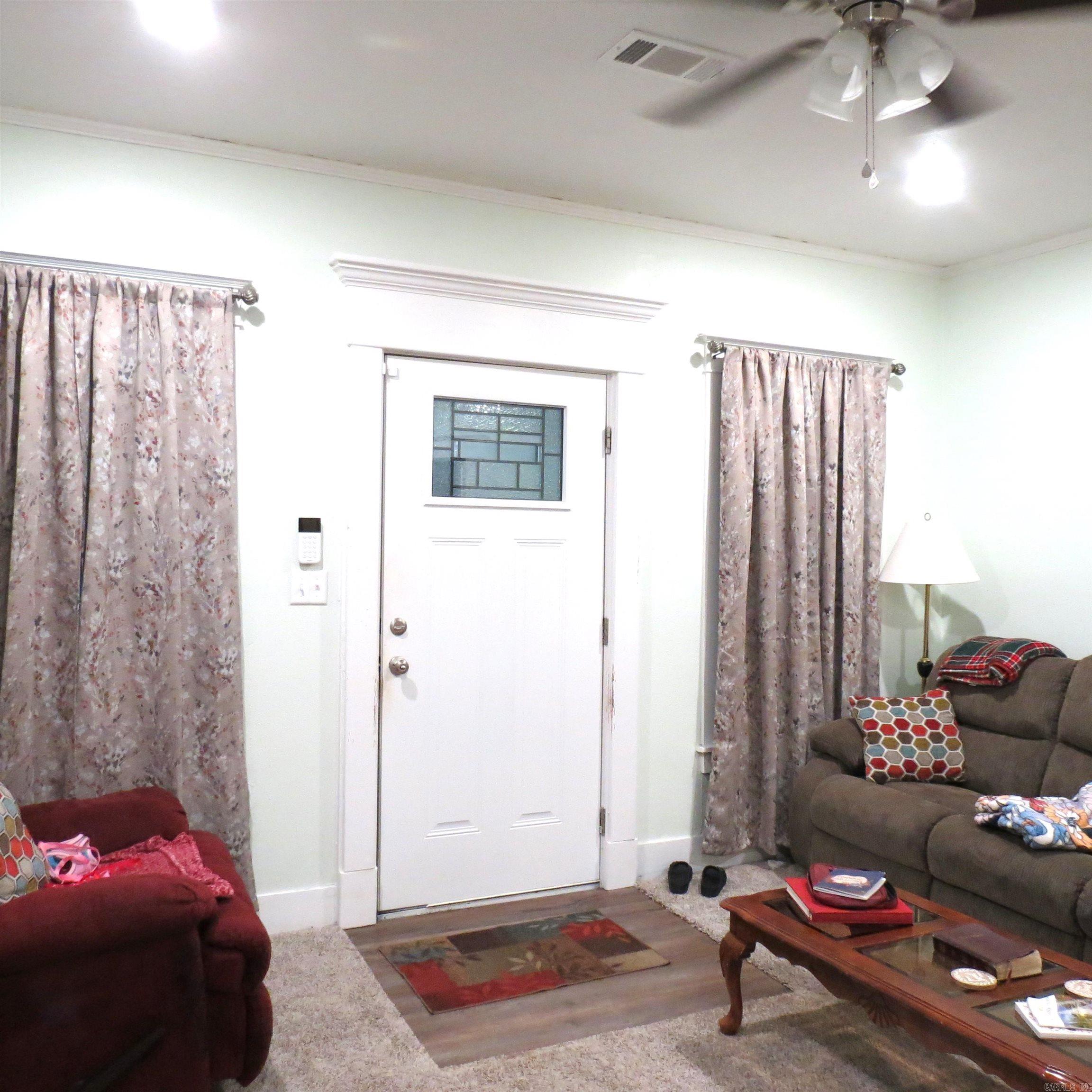 404 Jasmine Street Property Photo 11