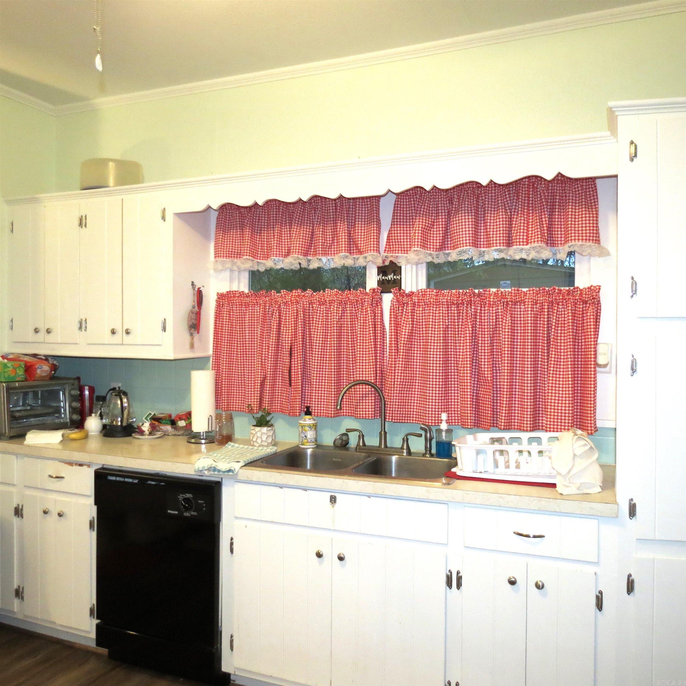 404 Jasmine Street Property Photo 18