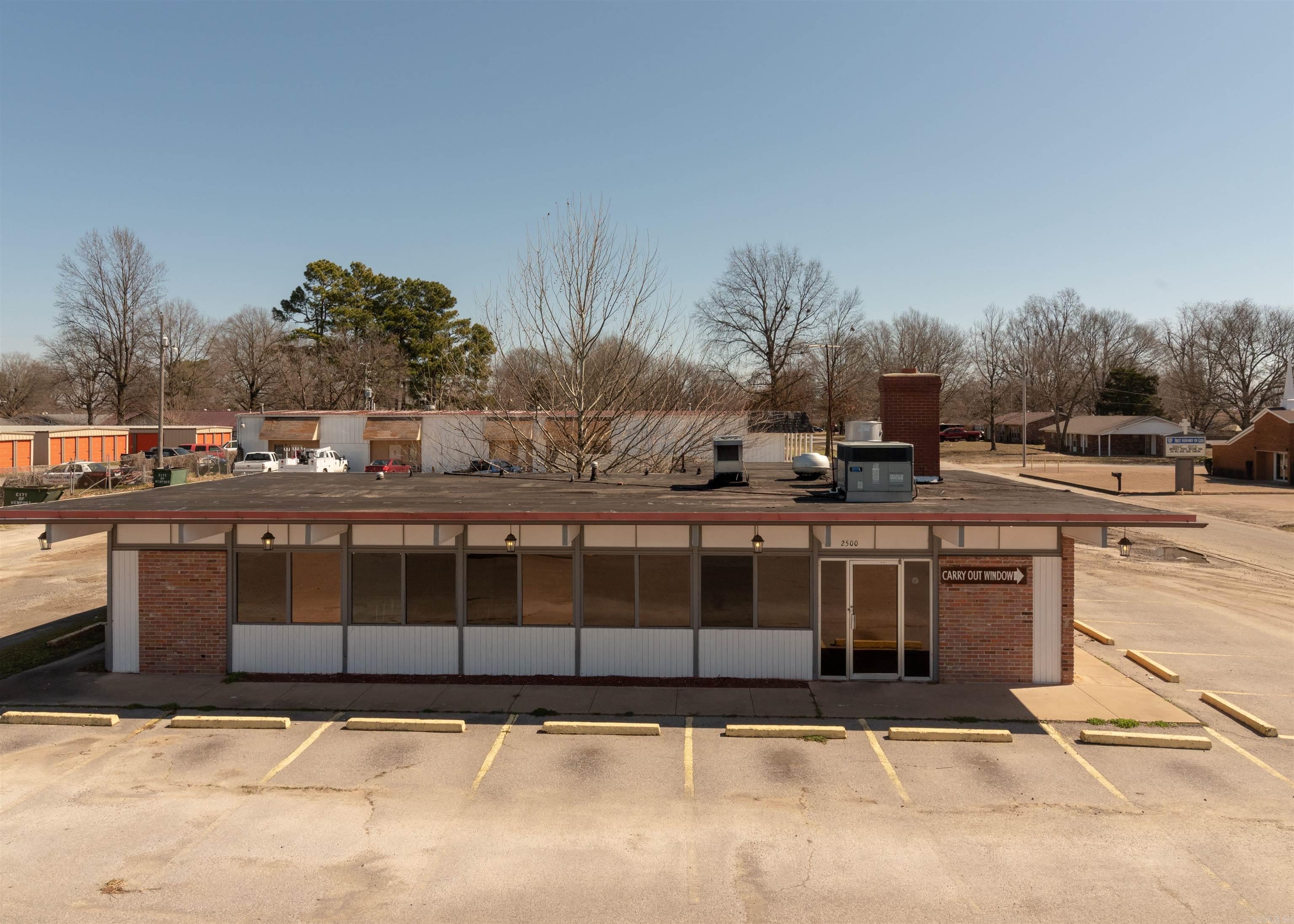 2500 N Highway 367 Property Photo 2