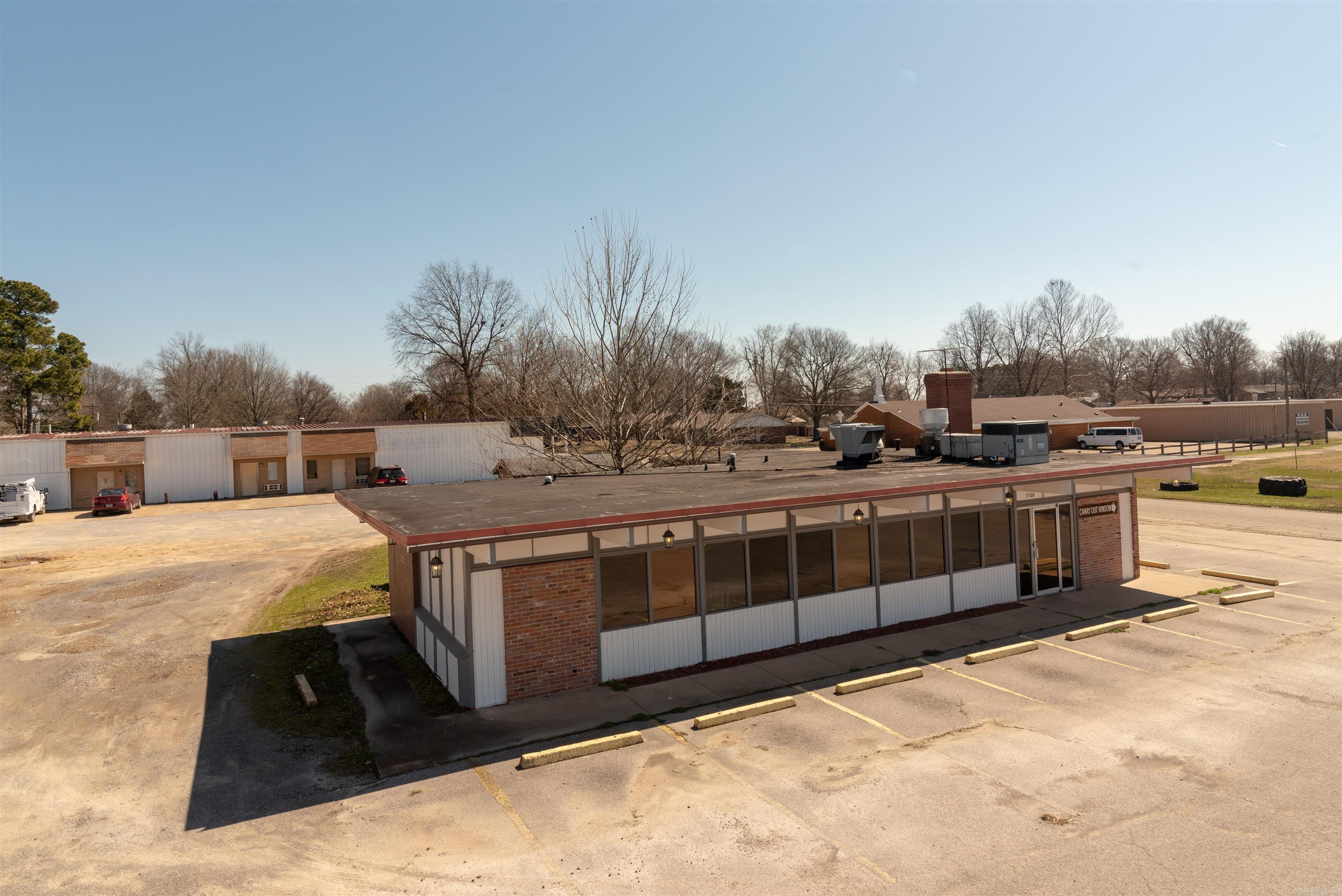 2500 N Highway 367 Property Photo 3