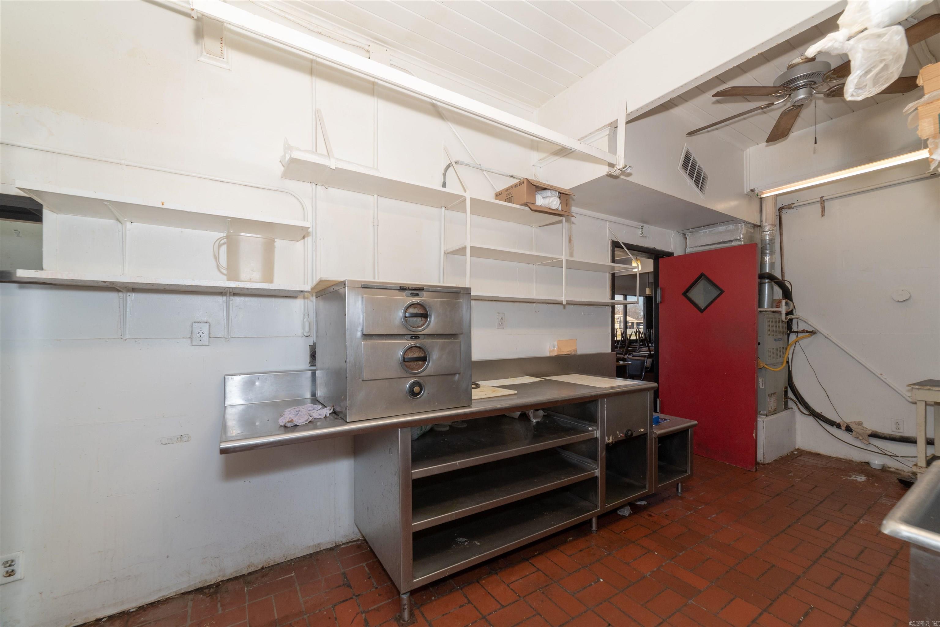 2500 N Highway 367 Property Photo 16
