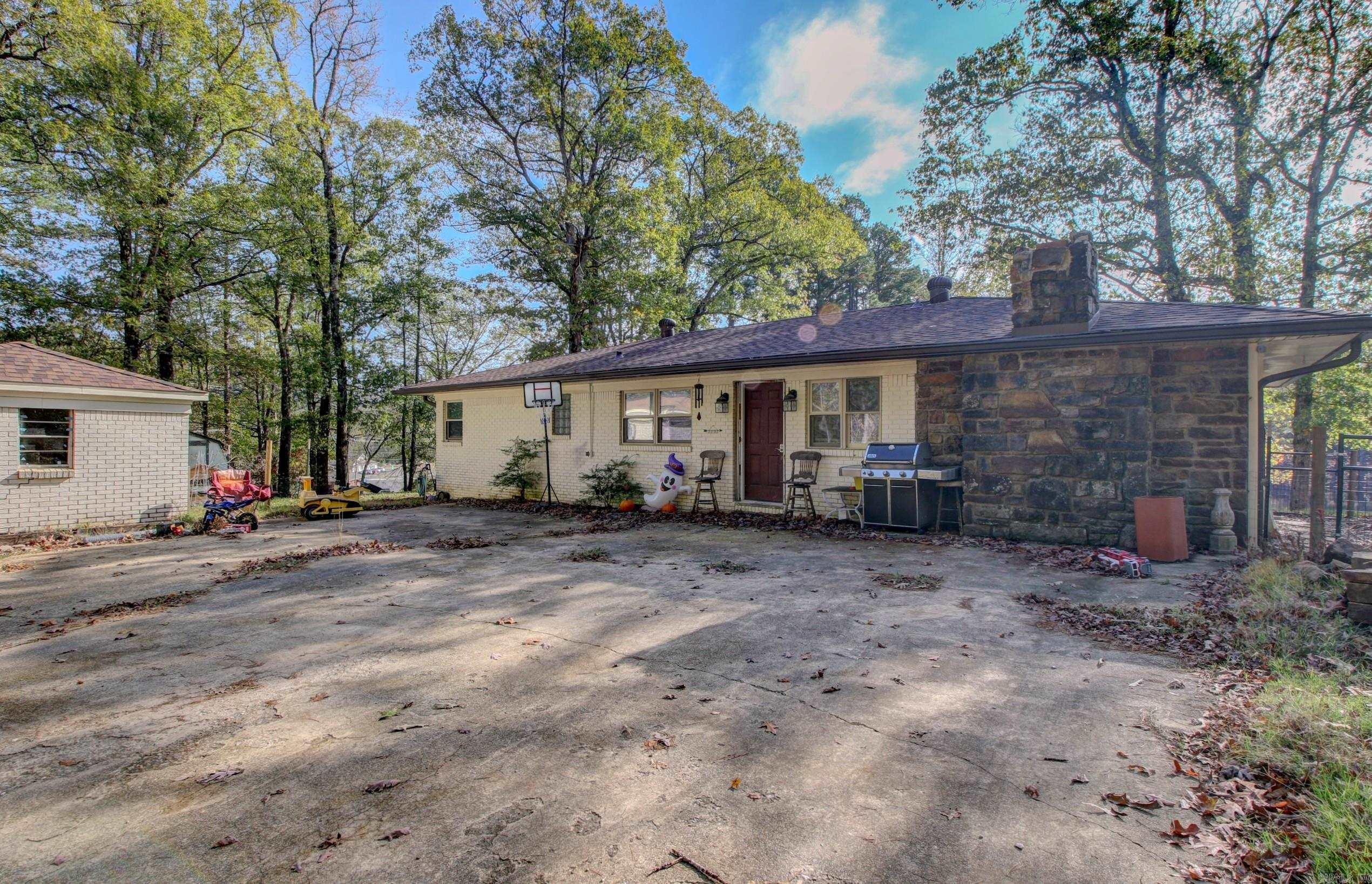 127 Lake Juanita Drive Property Photo