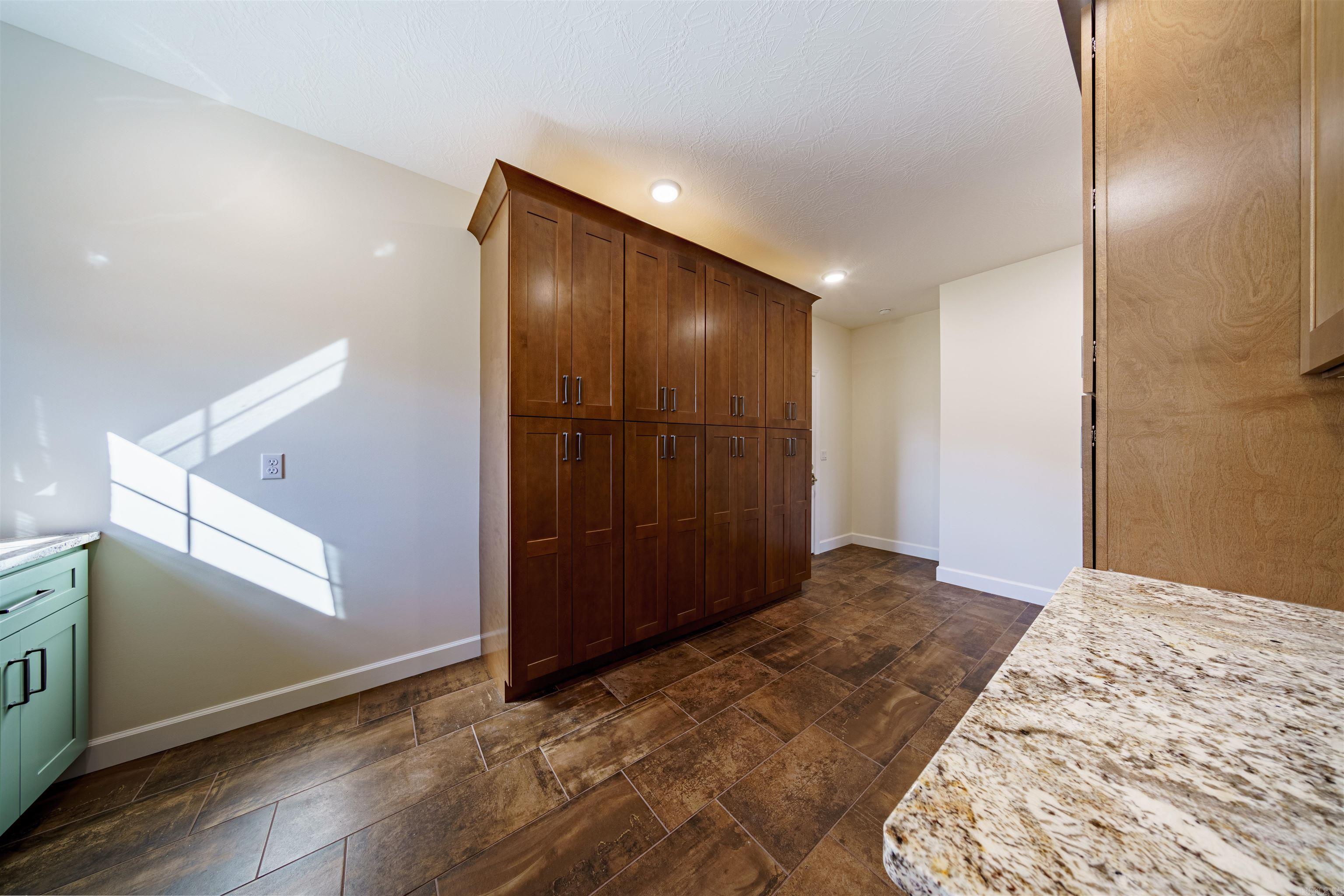 1212 Pearl Drive Property Photo 21