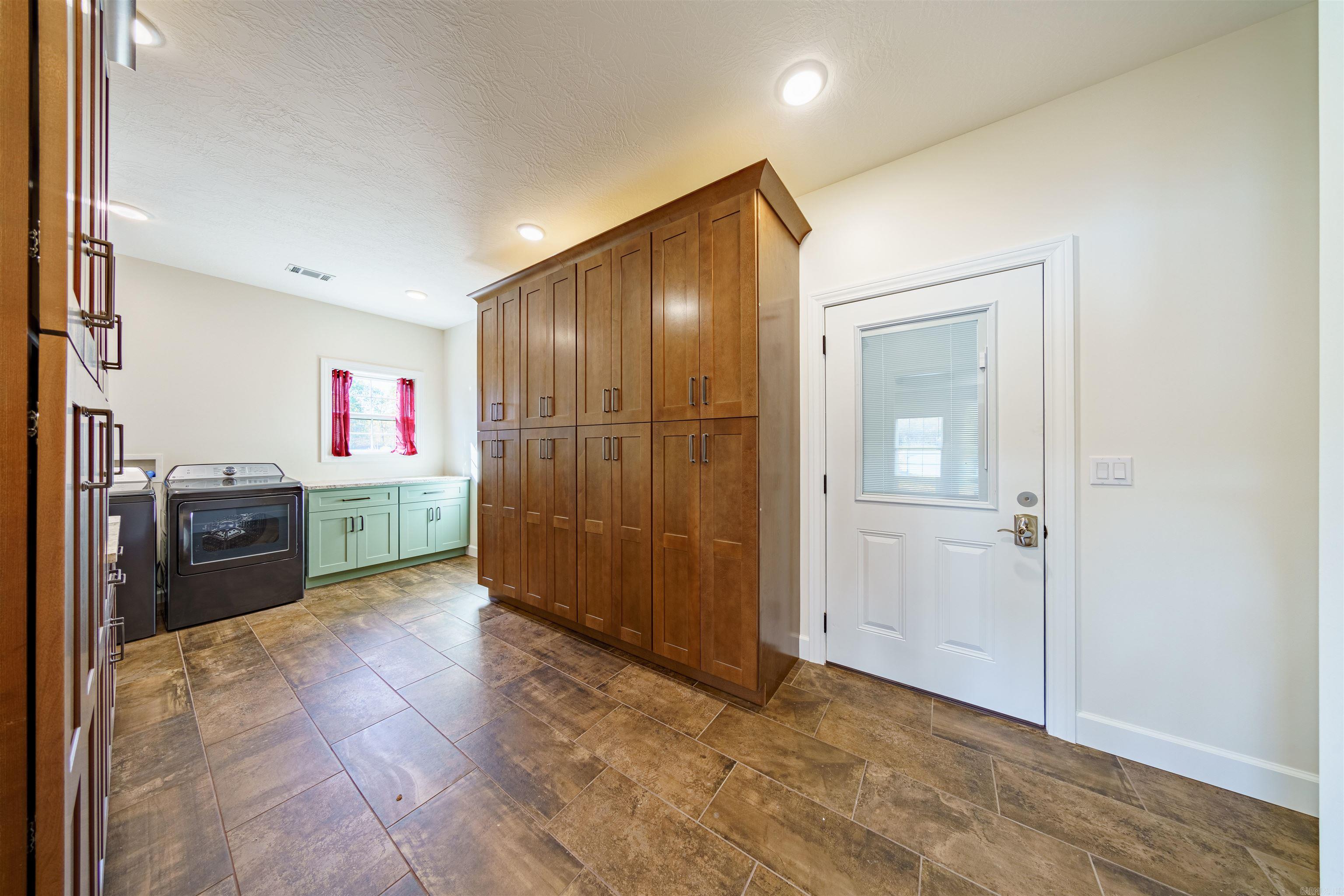 1212 Pearl Drive Property Photo 22