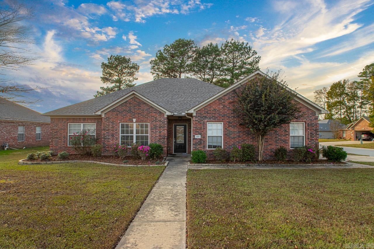 Gattin Woods Phase 3 Real Estate Listings Main Image