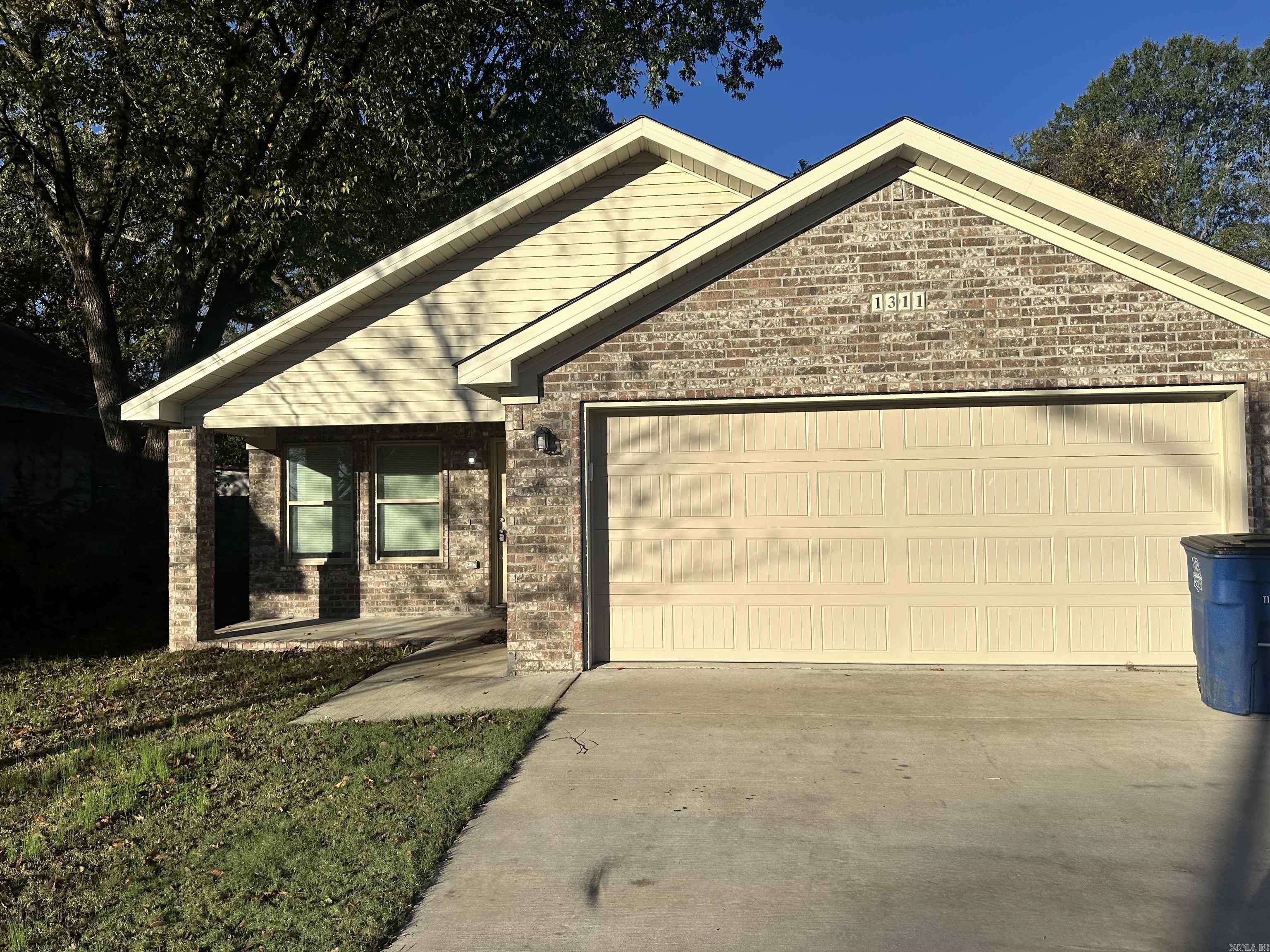1311 Franklin Street Property Photo 1