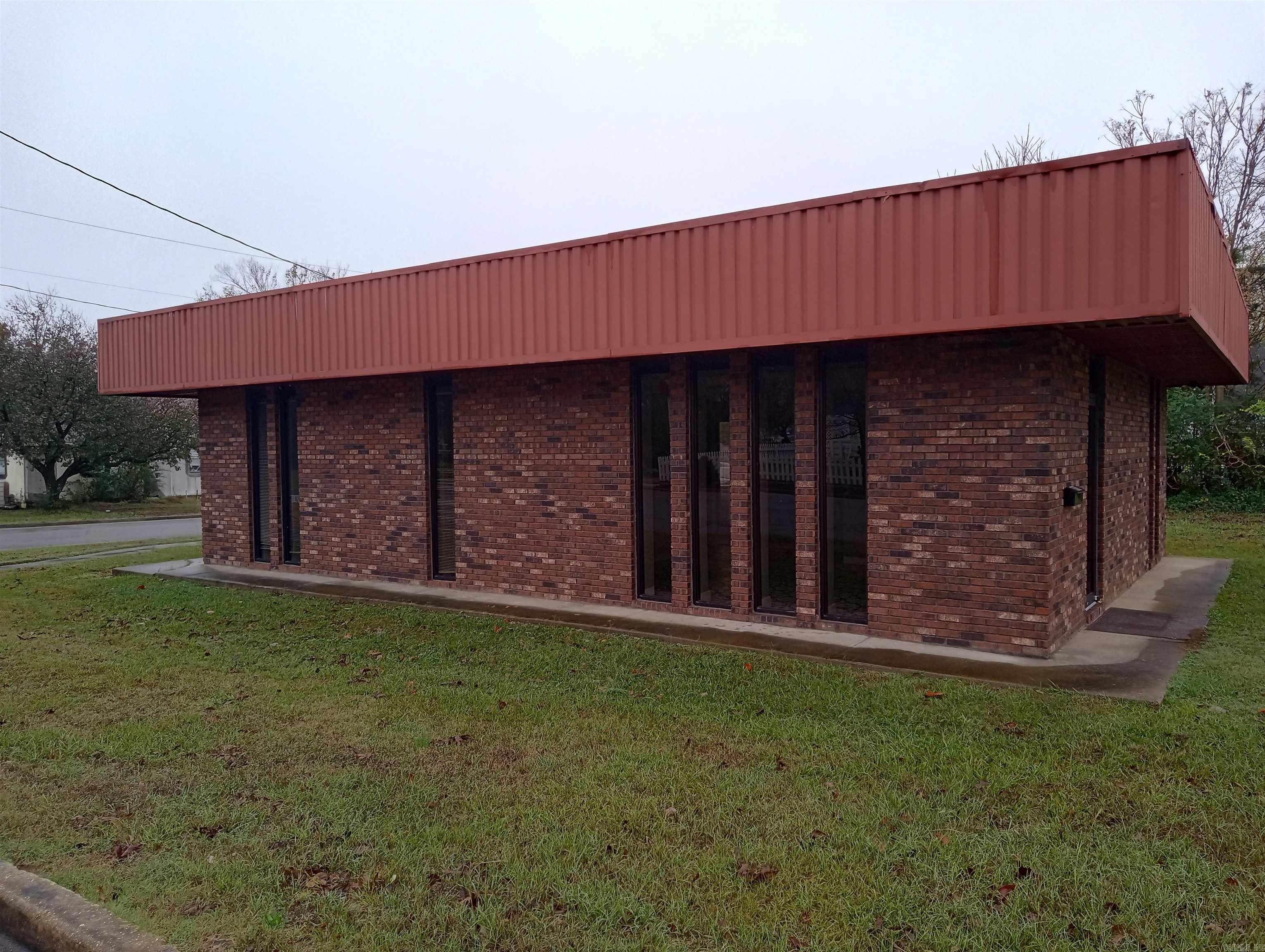 400 Port Arthur Property Photo 2