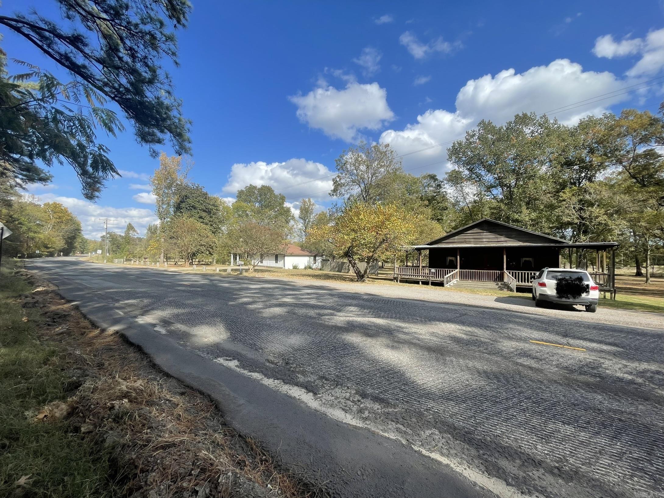 1307 Highway 229 Property Photo 1