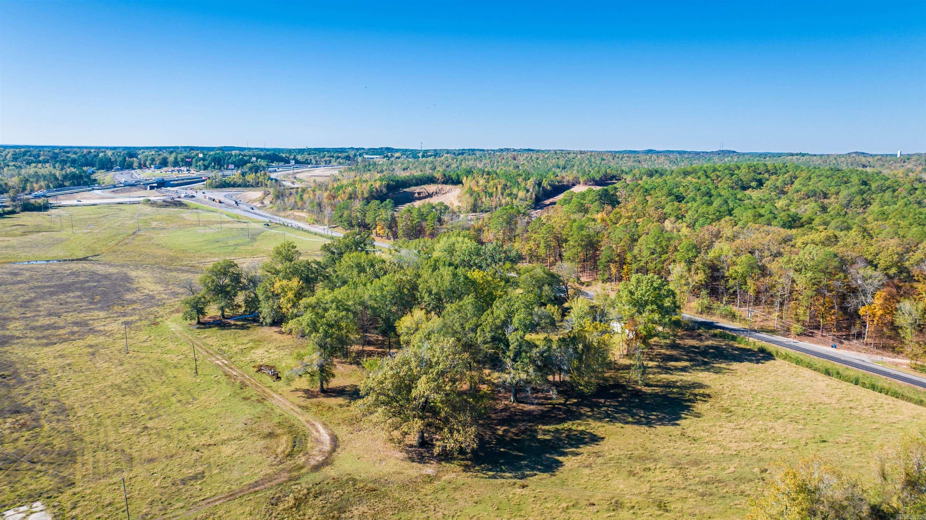 1307 Highway 229 Property Photo 4