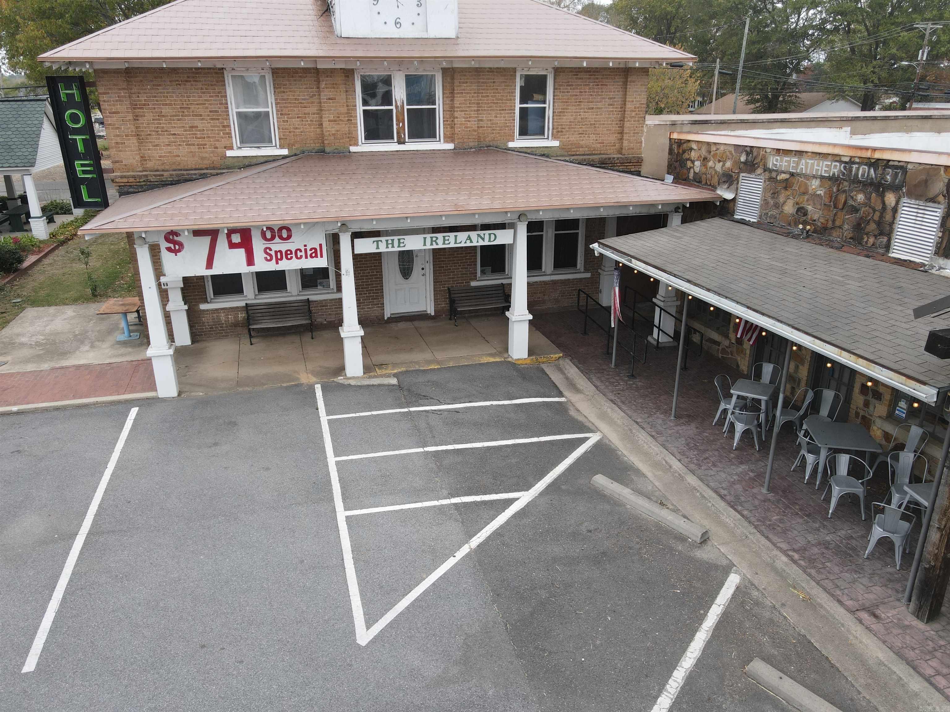 69 Courthouse Square Property Photo 1