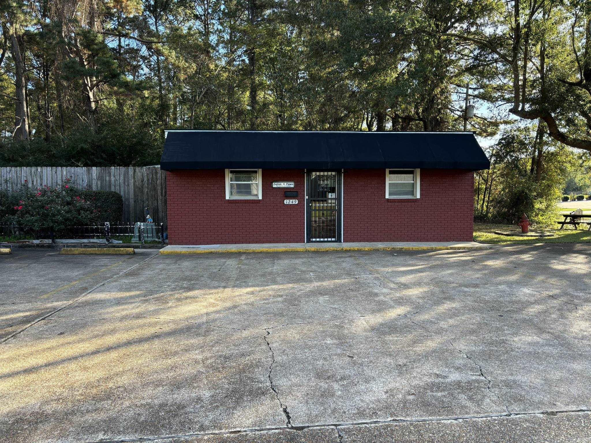 1249 Maul Road Property Photo