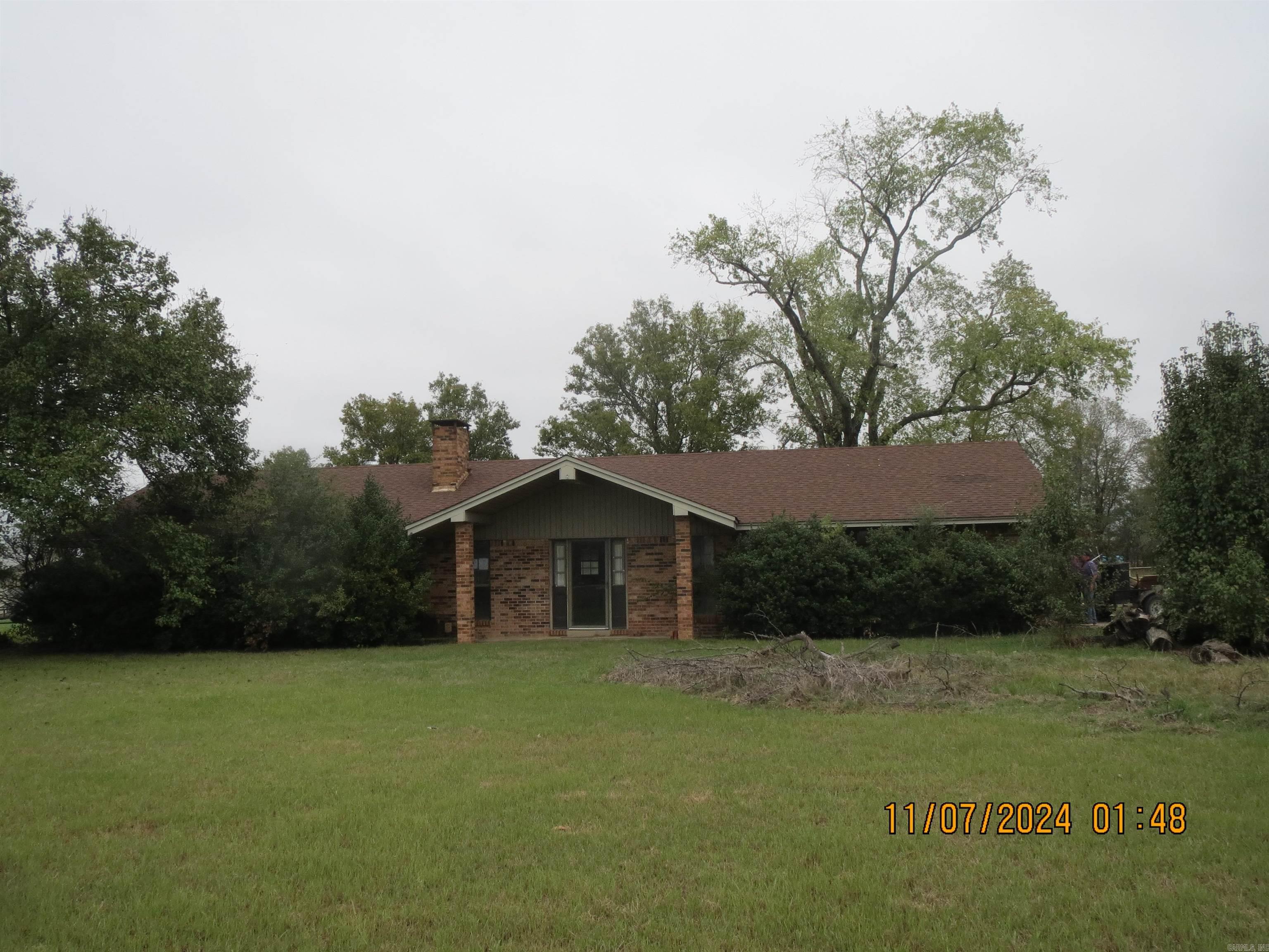 Chatham Acres Outside Real Estate Listings Main Image