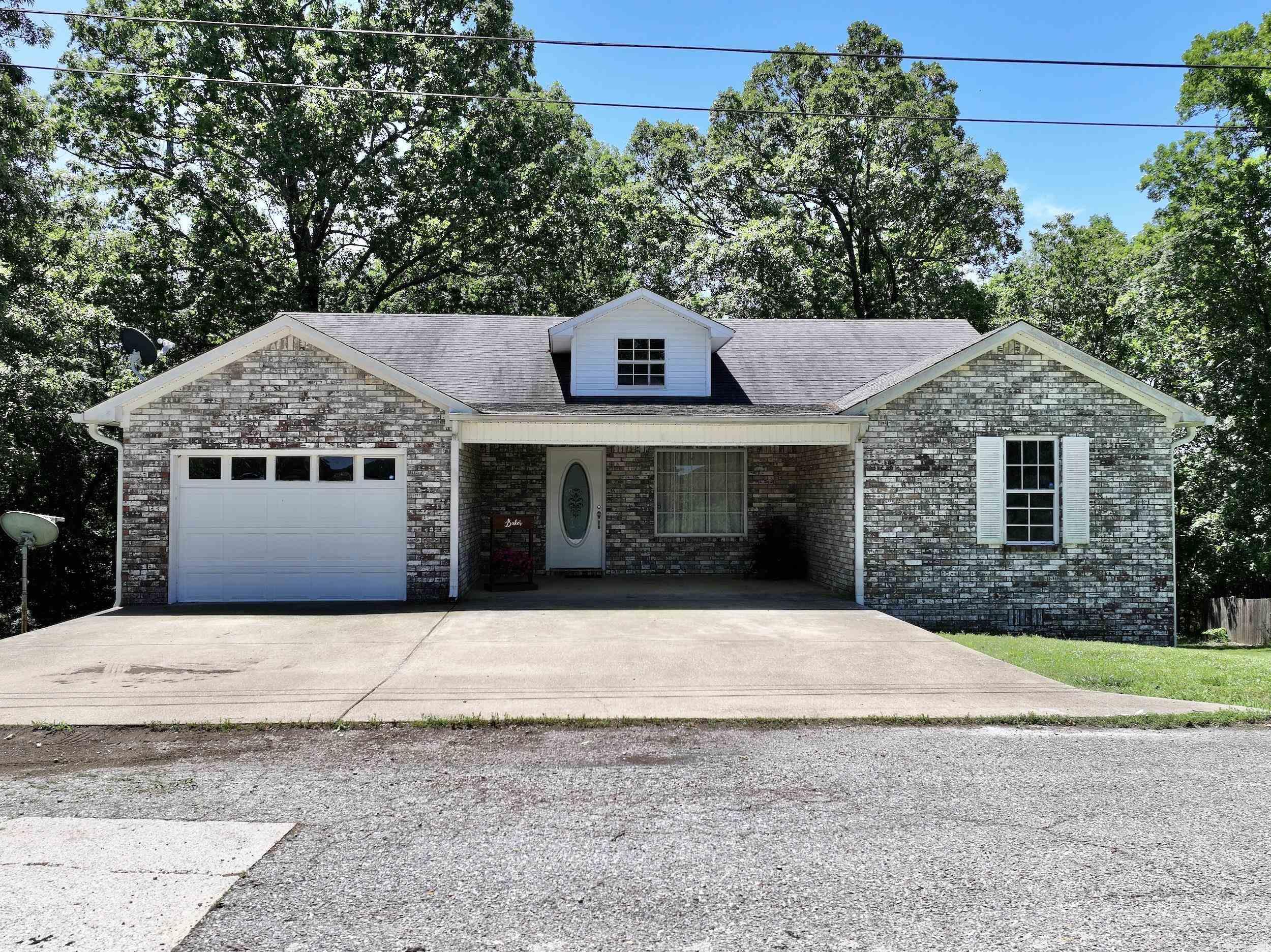 239 Perry Street Property Photo